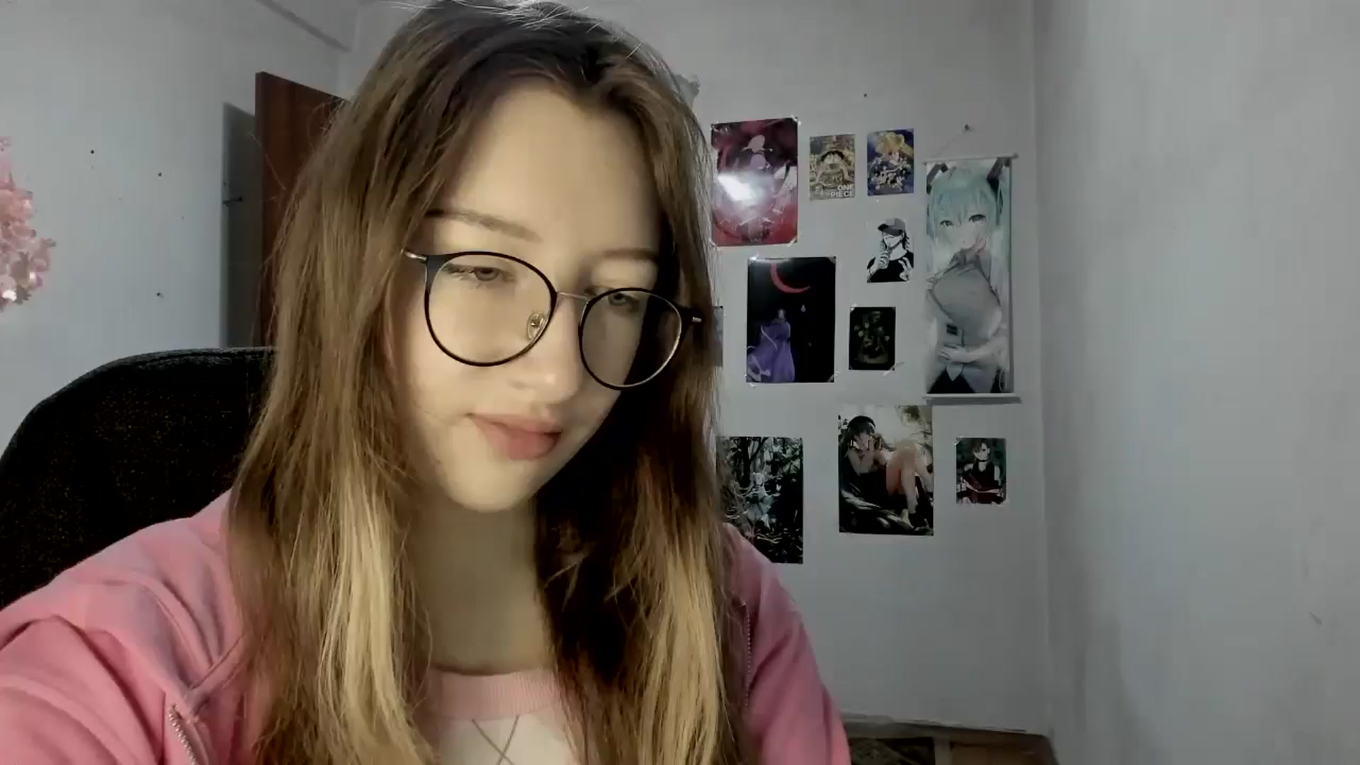 Gallery image thumbnail from CandyyCrushh's myfreecams stream on, 06/04/2025, 17:29 image 10 of 20