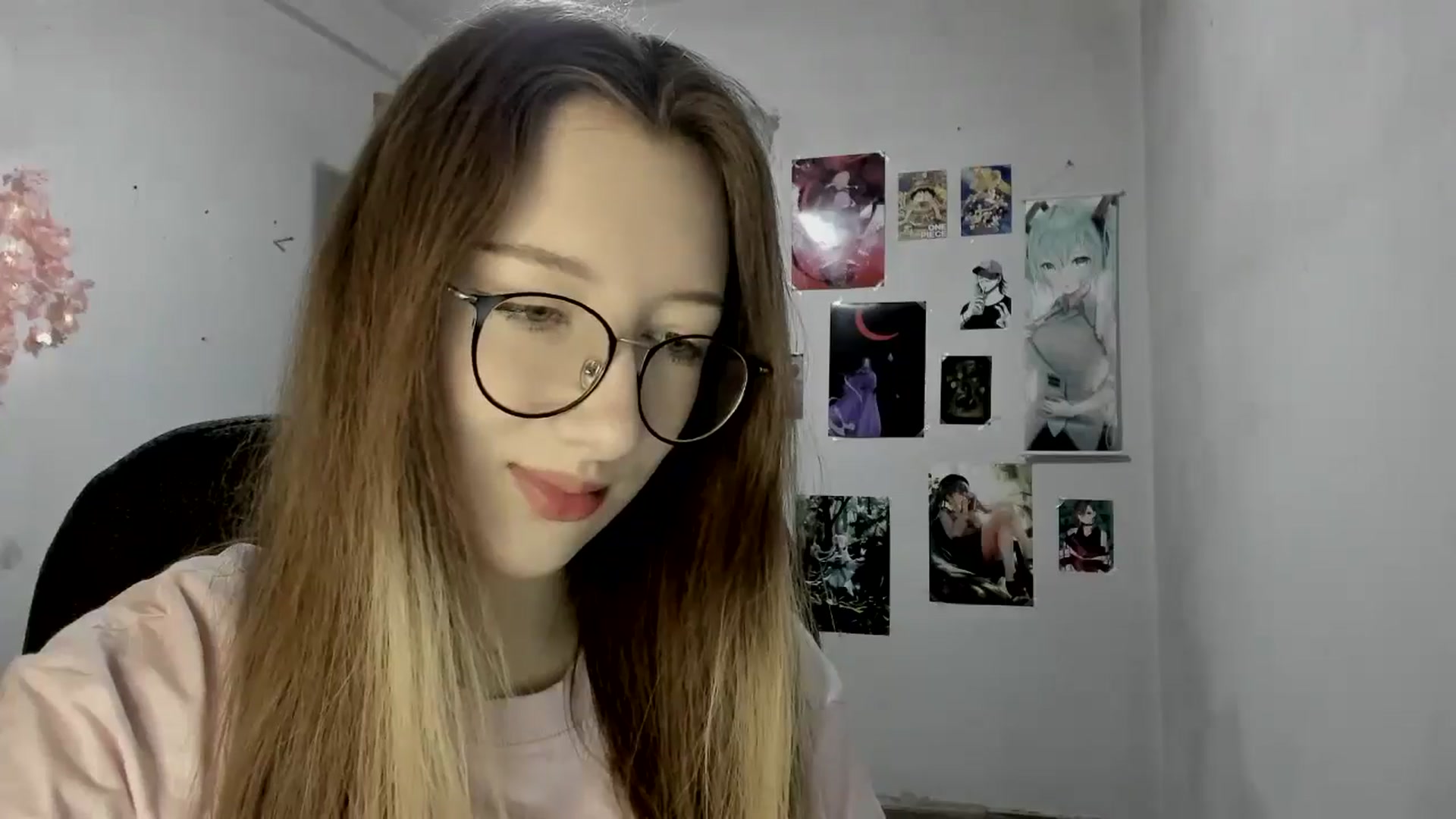 Gallery image thumbnail from CandyyCrushh's myfreecams stream on, 06/13/2025, 18:56 image 12 of 20