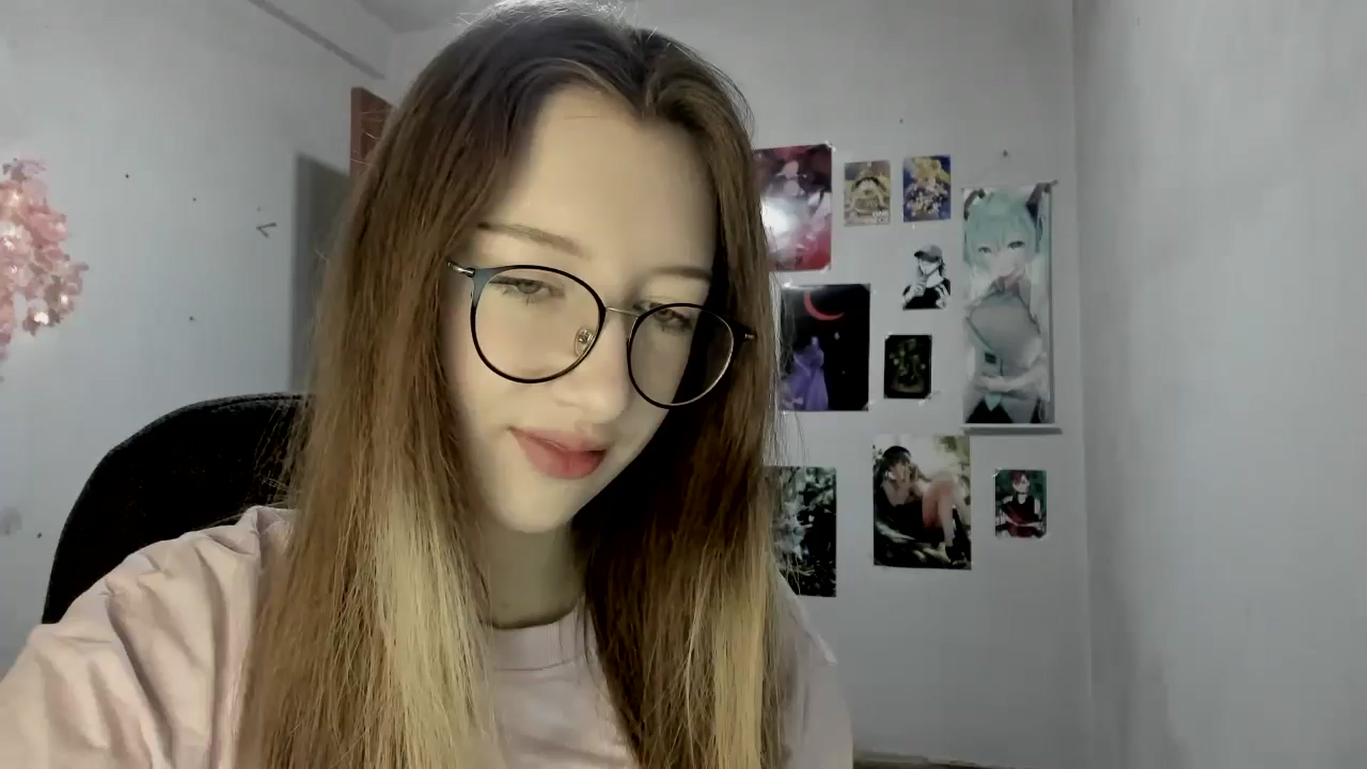 Gallery image thumbnail from CandyyCrushh's myfreecams stream on, 06/13/2025, 18:56 image 4 of 20