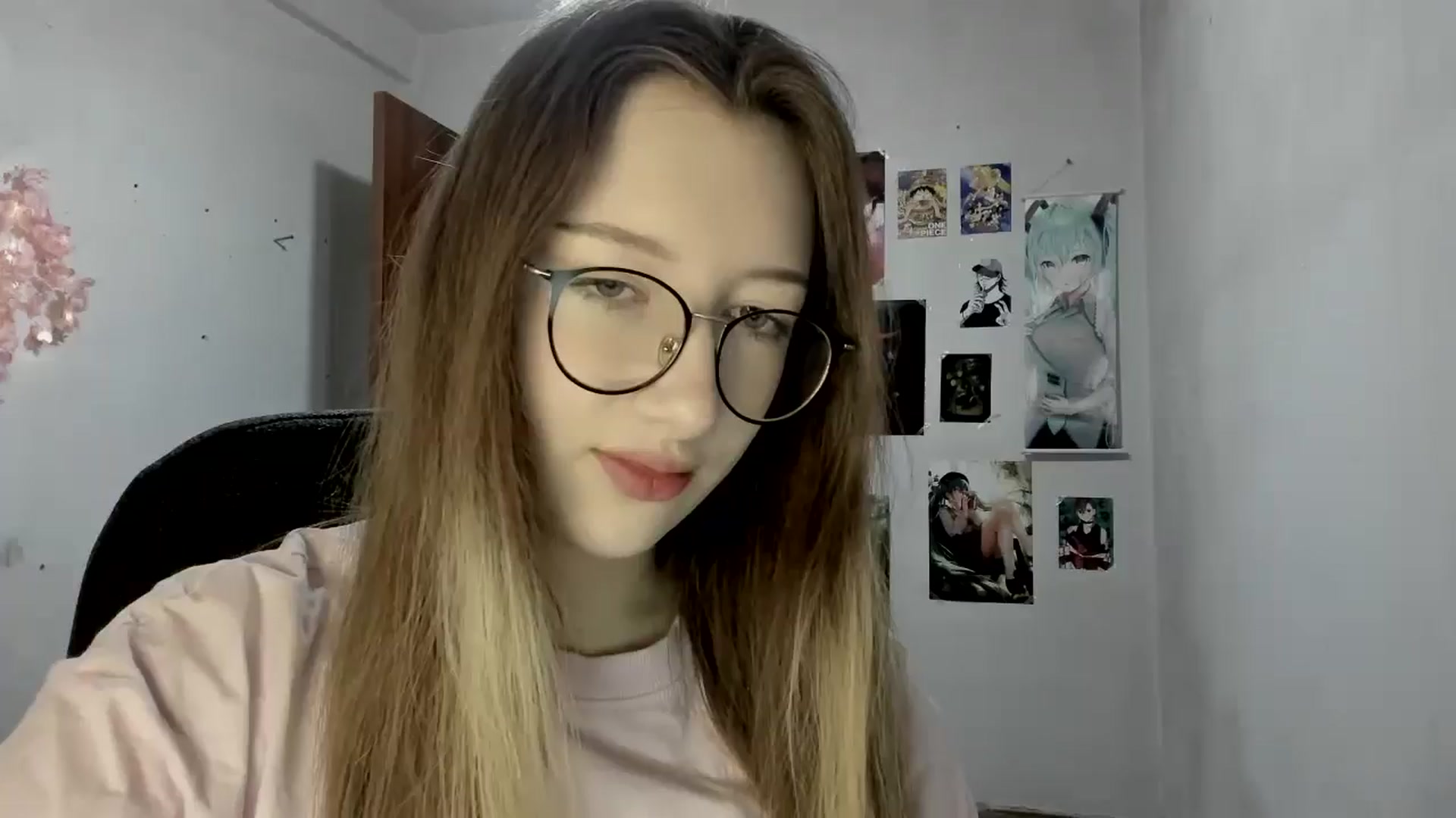 Gallery image thumbnail from CandyyCrushh's myfreecams stream on, 06/13/2025, 18:56 image 1 of 20