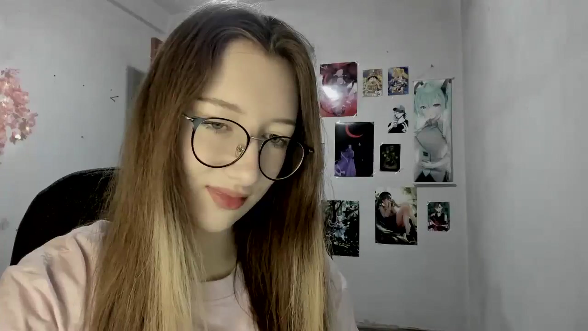Gallery image thumbnail from CandyyCrushh's myfreecams stream on, 06/13/2025, 18:56 image 13 of 20