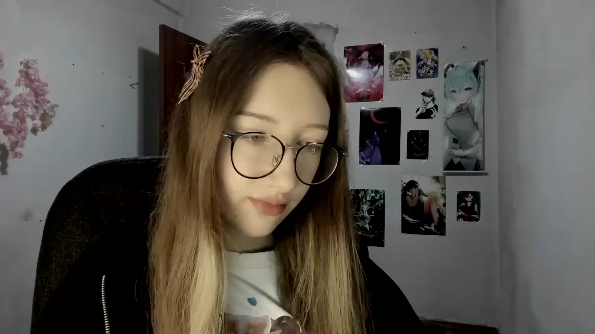 Gallery image thumbnail from CandyyCrushh's myfreecams stream on, 06/28/2025, 20:04 image 9 of 20