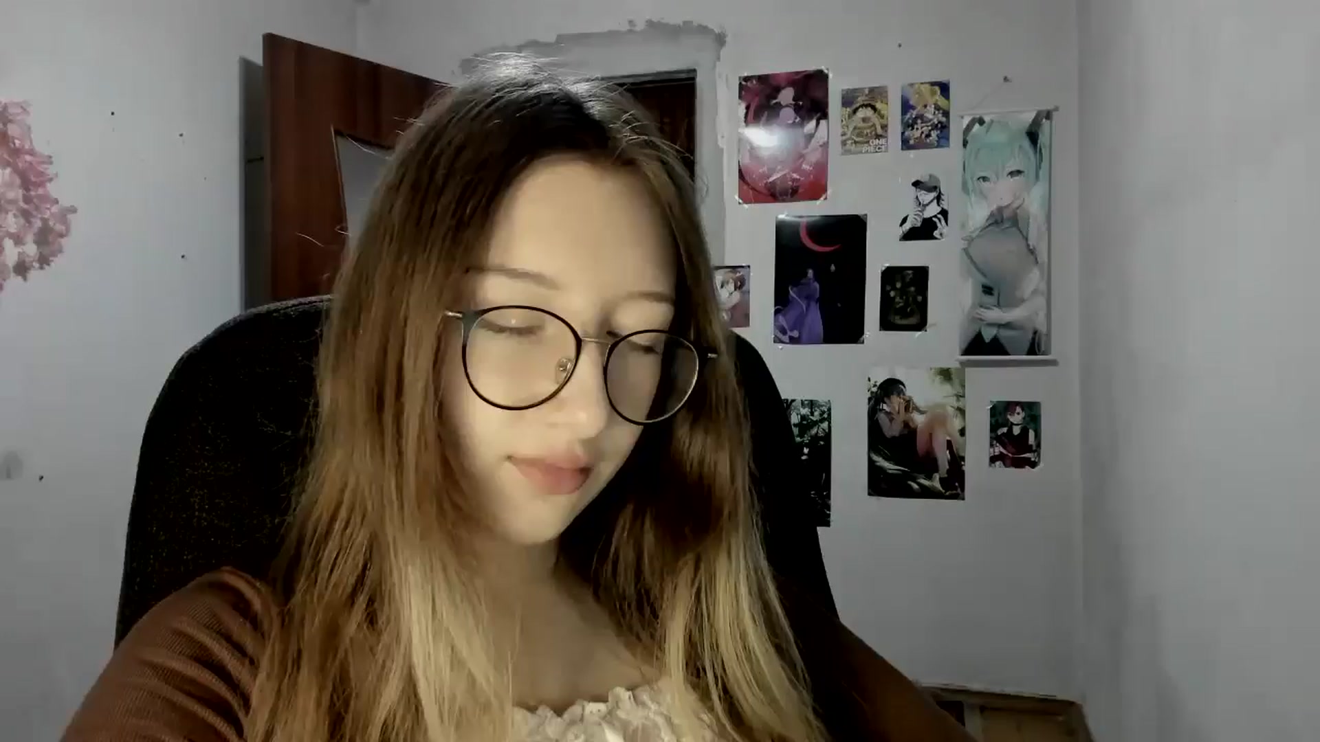 Gallery image thumbnail from CandyyCrushh's myfreecams stream on, 07/25/2025, 18:34 image 1 of 20
