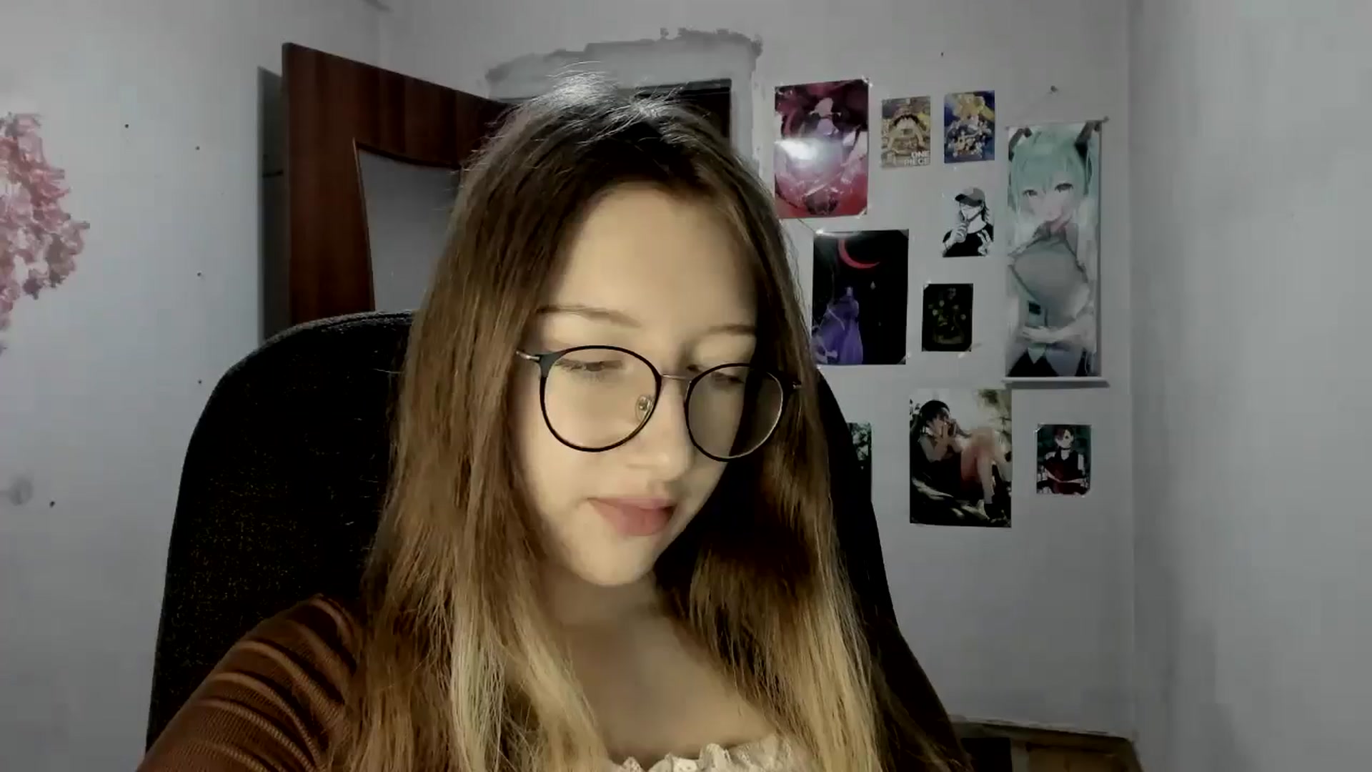 Gallery image thumbnail from CandyyCrushh's myfreecams stream on, 07/25/2025, 19:45 image 18 of 20