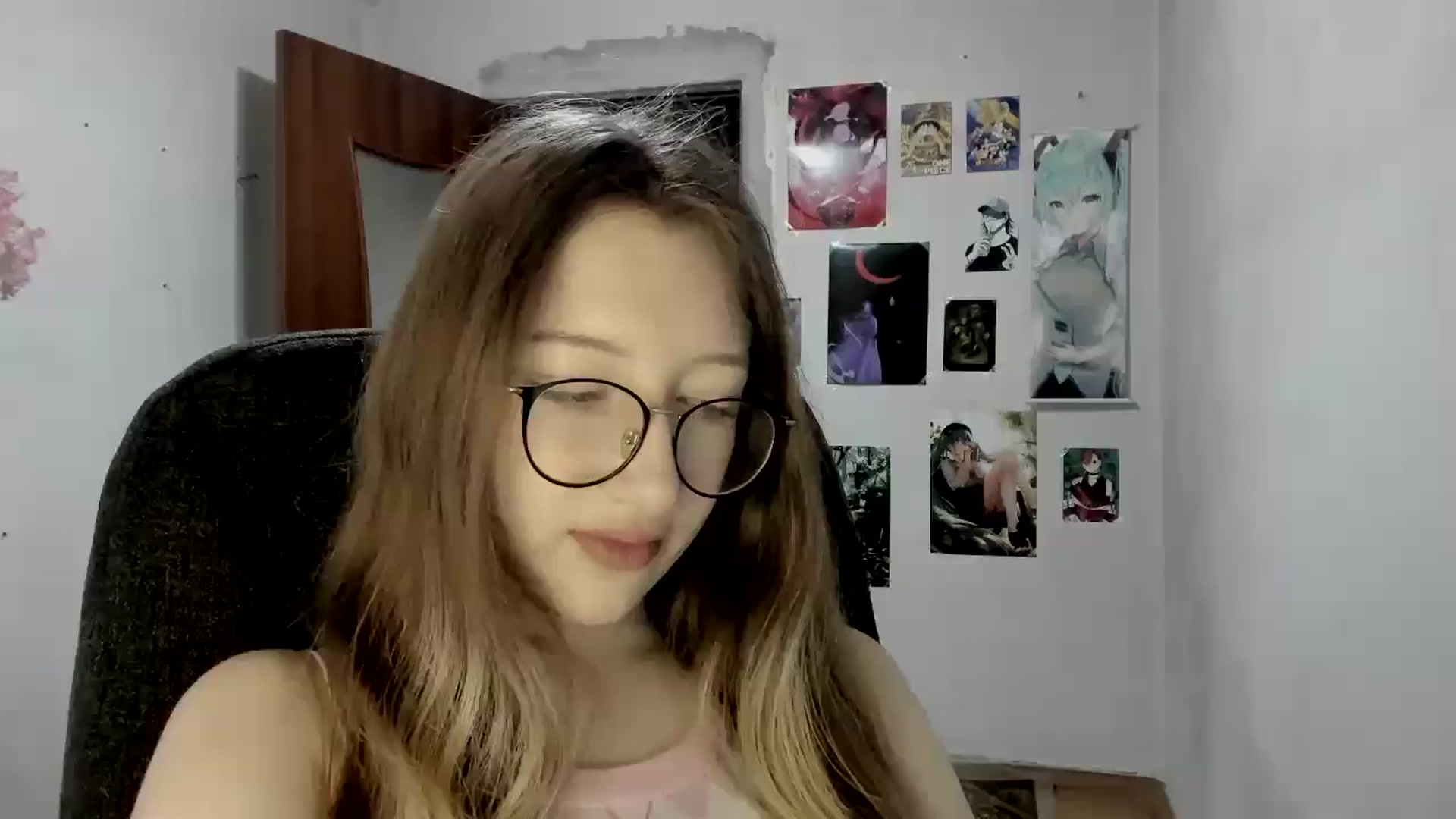 Gallery image thumbnail from CandyyCrushh's myfreecams stream on, 07/26/2025, 16:45 image 17 of 20