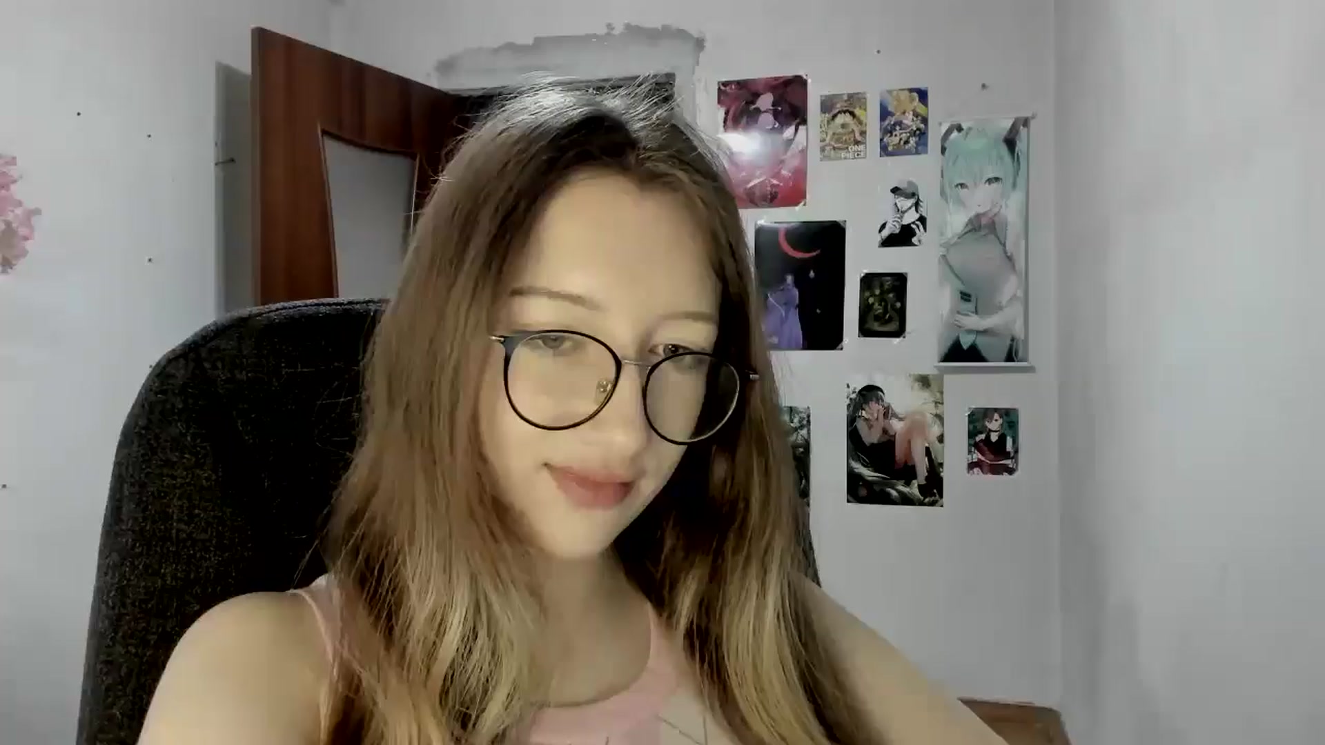 Gallery image thumbnail from CandyyCrushh's myfreecams stream on, 07/26/2025, 16:45 image 1 of 20