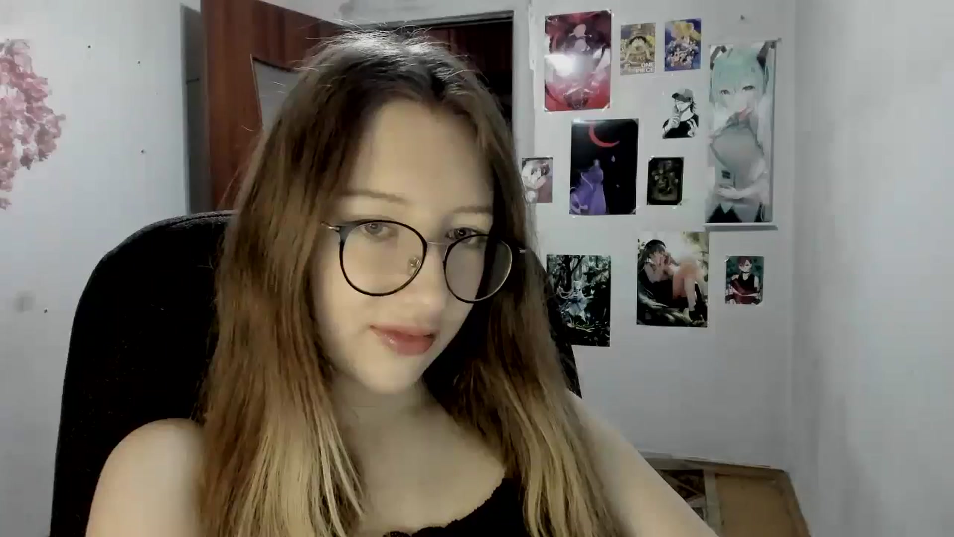 Gallery image thumbnail from CandyyCrushh's myfreecams stream on, 07/29/2025, 19:16 image 18 of 20
