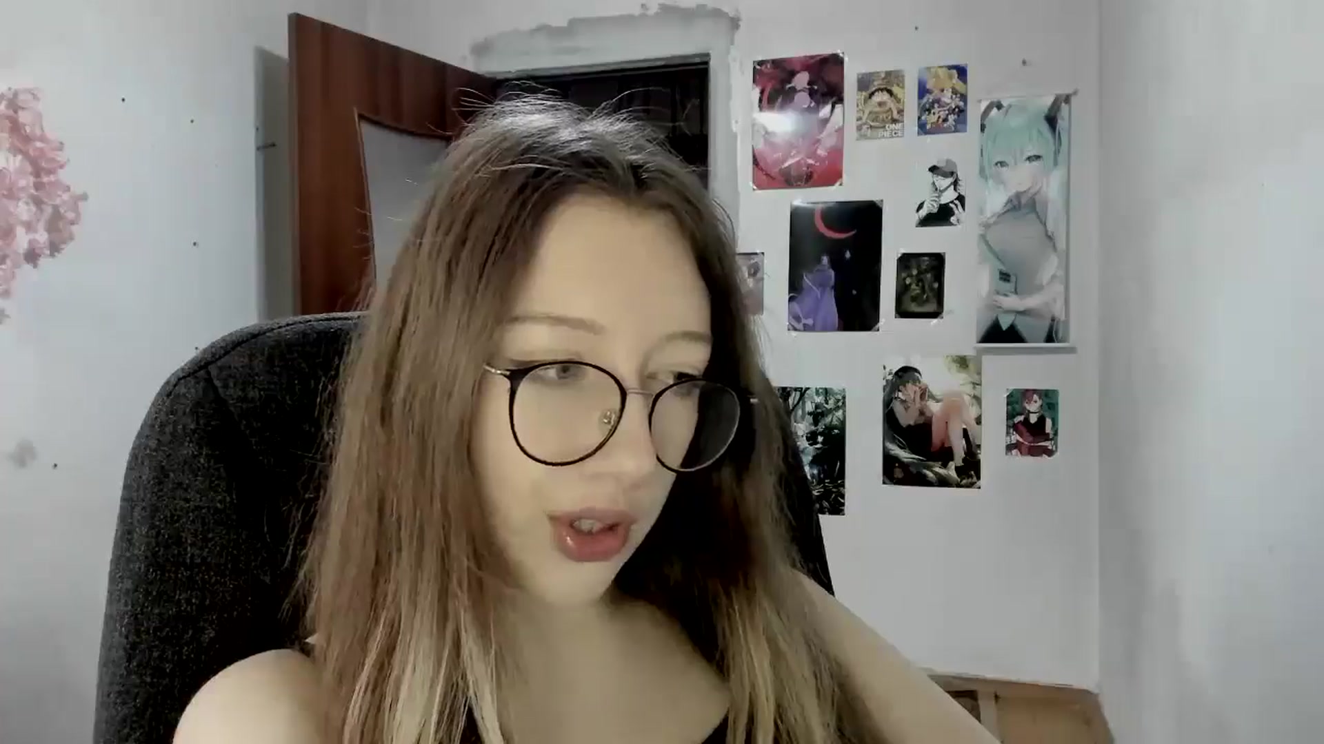 Gallery image thumbnail from CandyyCrushh's myfreecams stream on, 07/30/2025, 16:20 image 18 of 20
