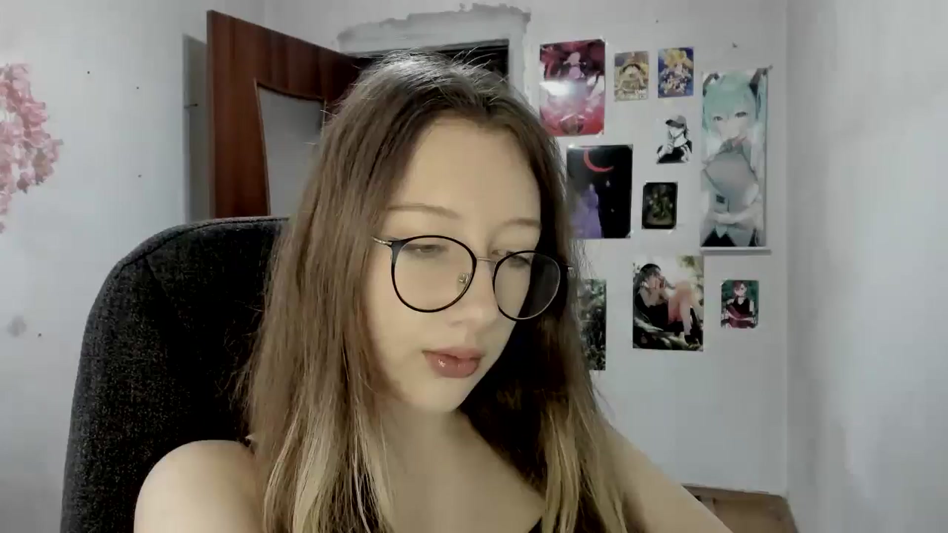 Gallery image thumbnail from CandyyCrushh's myfreecams stream on, 07/30/2025, 16:20 image 2 of 20
