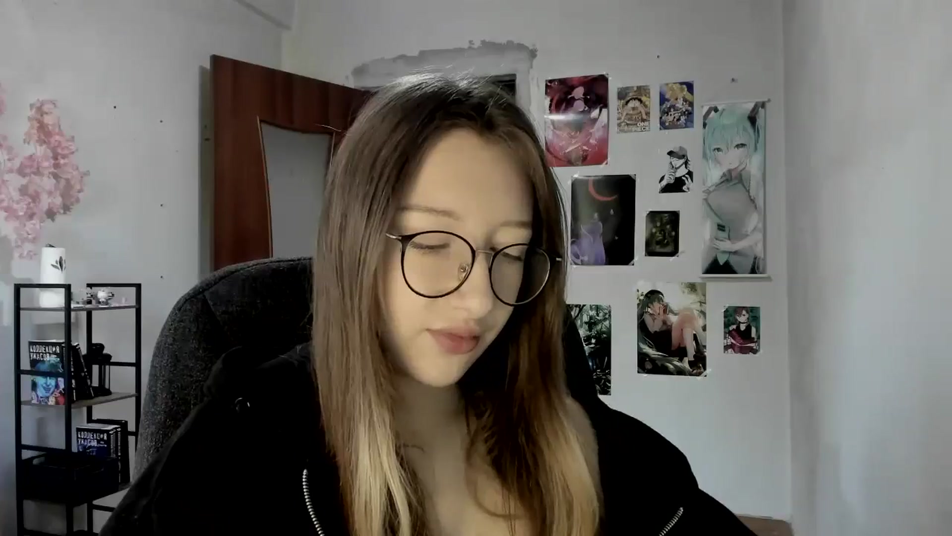 Gallery image thumbnail from CandyyCrushh's myfreecams stream on, 08/20/2025, 13:49 image 10 of 20