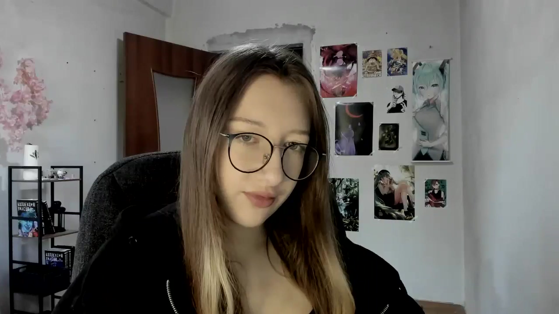 Gallery image thumbnail from CandyyCrushh's myfreecams stream on, 08/20/2025, 13:49 image 11 of 20