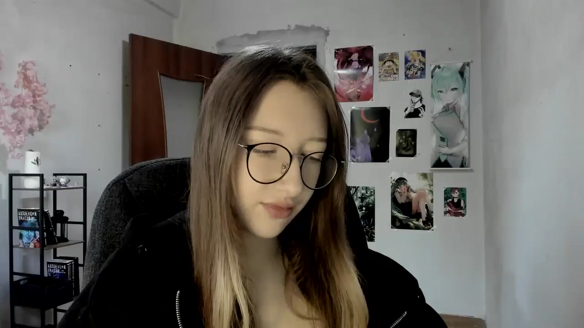 Gallery image thumbnail from CandyyCrushh's myfreecams stream on, 08/20/2025, 13:49 image 2 of 20