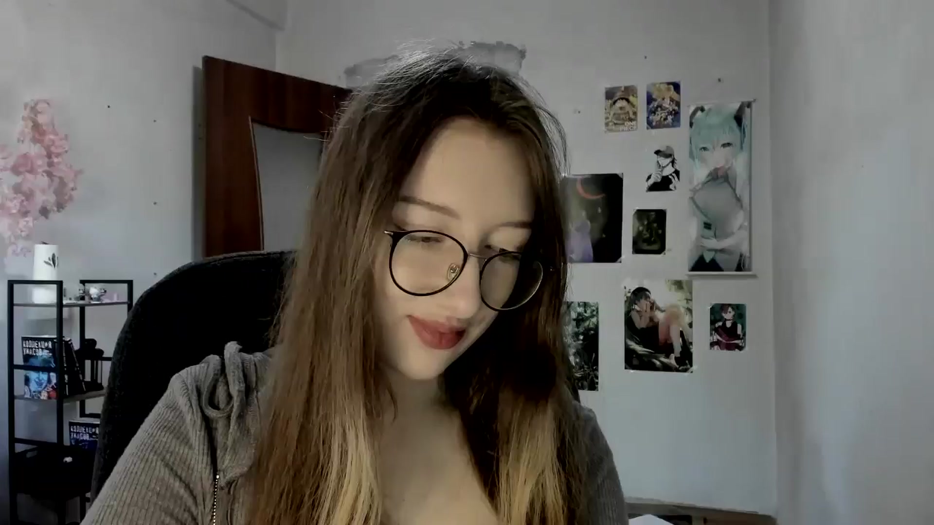 Gallery image thumbnail from CandyyCrushh's myfreecams stream on, 08/29/2025, 11:59 image 9 of 20