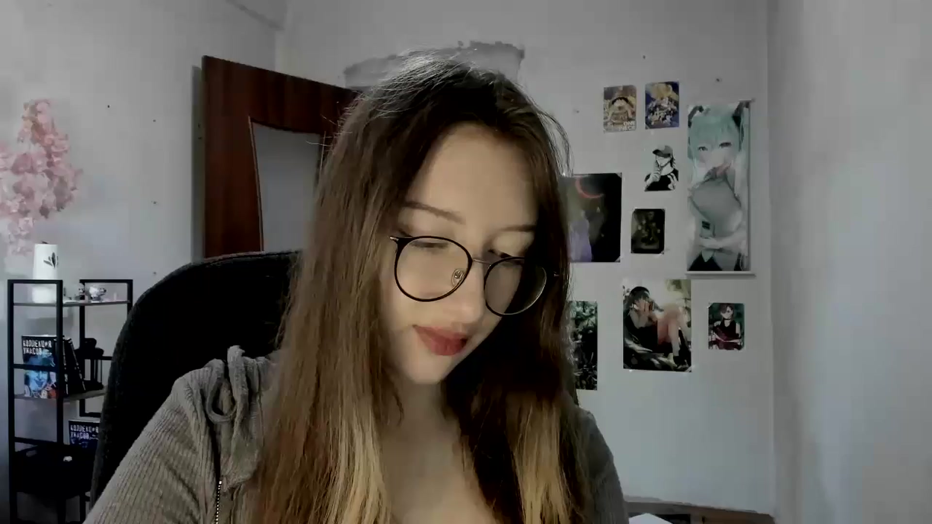 Gallery image thumbnail from CandyyCrushh's myfreecams stream on, 08/29/2025, 11:59 image 13 of 20