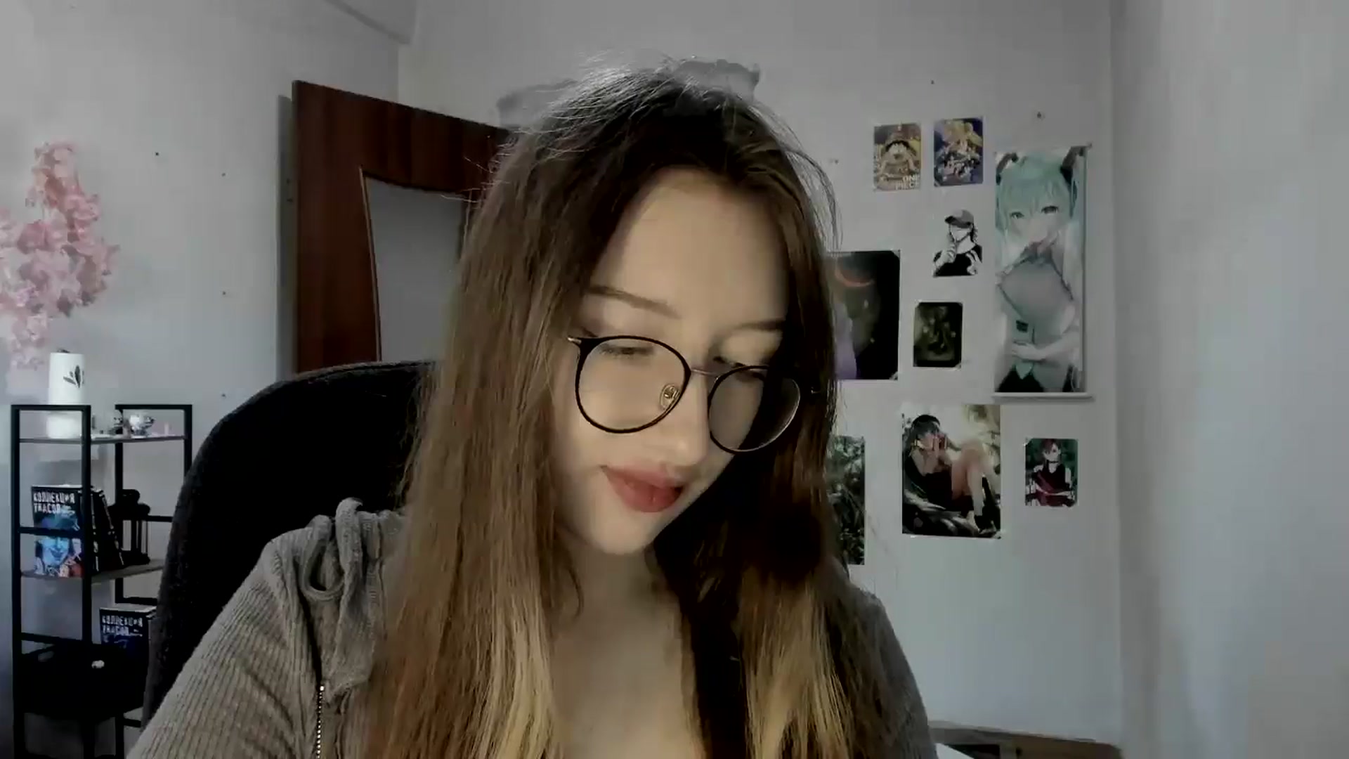 Gallery image thumbnail from CandyyCrushh's myfreecams stream on, 08/29/2025, 11:59 image 2 of 20