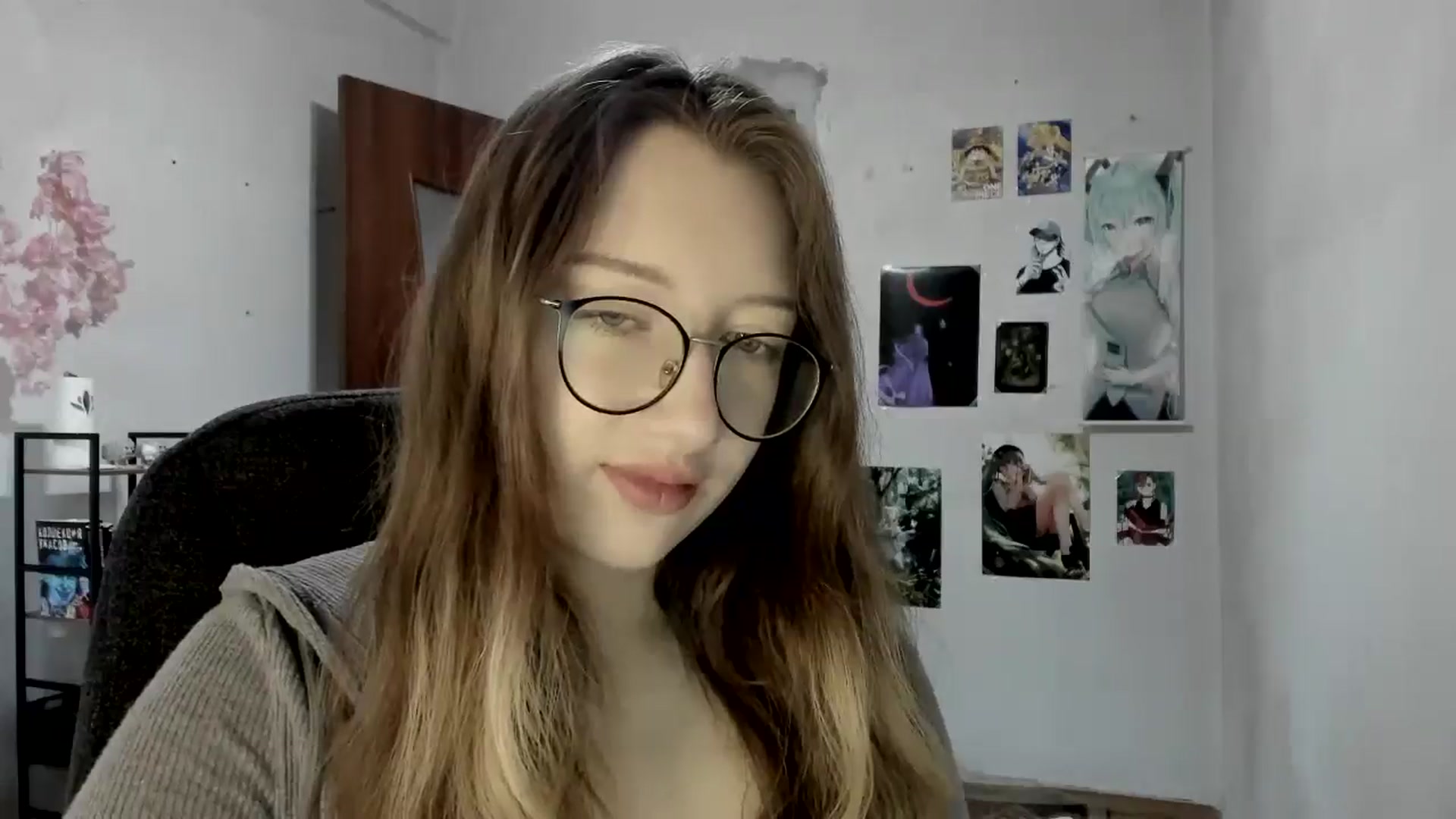 Gallery image thumbnail from CandyyCrushh's myfreecams stream on, 08/31/2025, 16:16 image 2 of 20