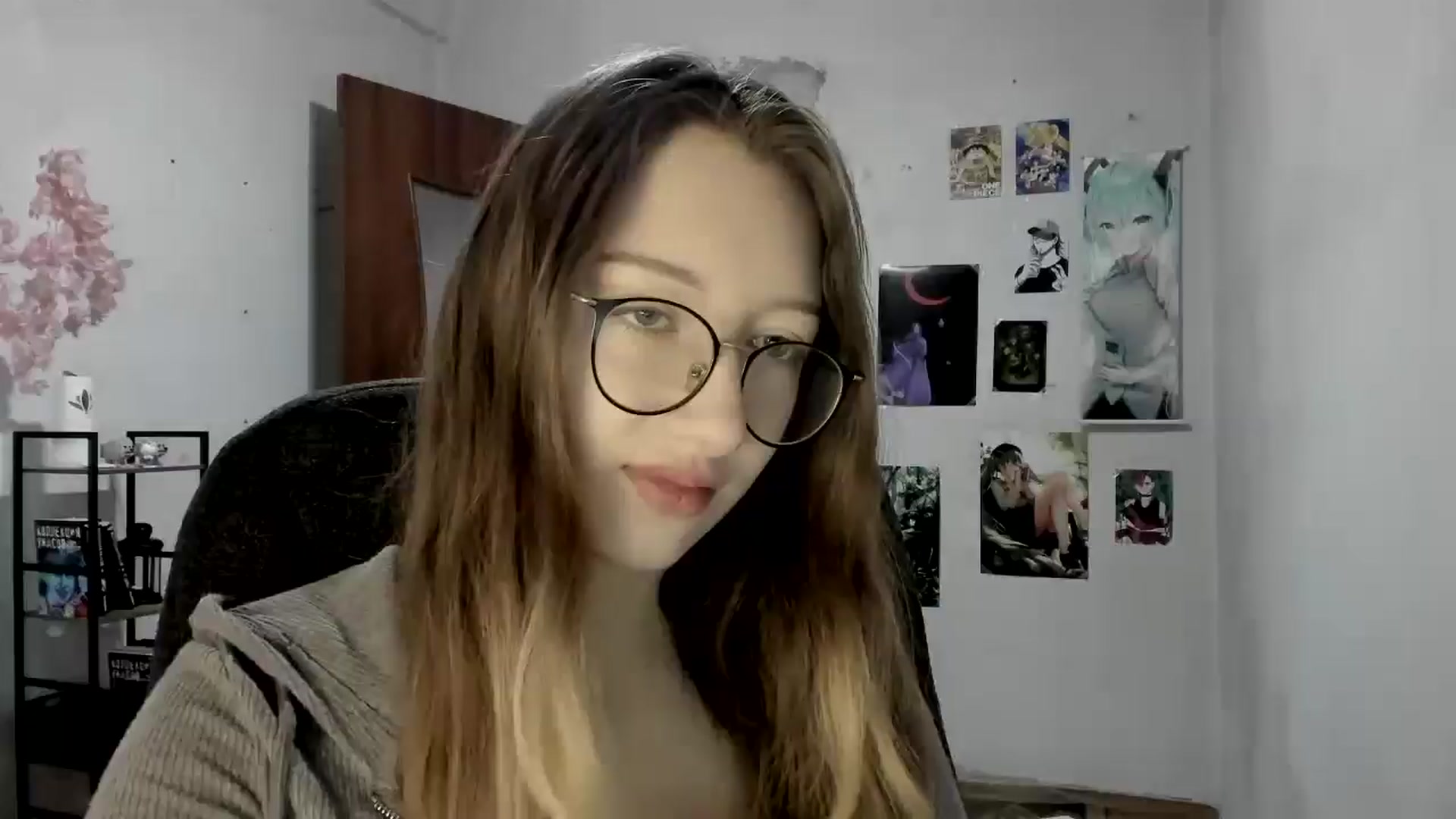 Gallery image thumbnail from CandyyCrushh's myfreecams stream on, 08/31/2025, 16:16 image 15 of 20