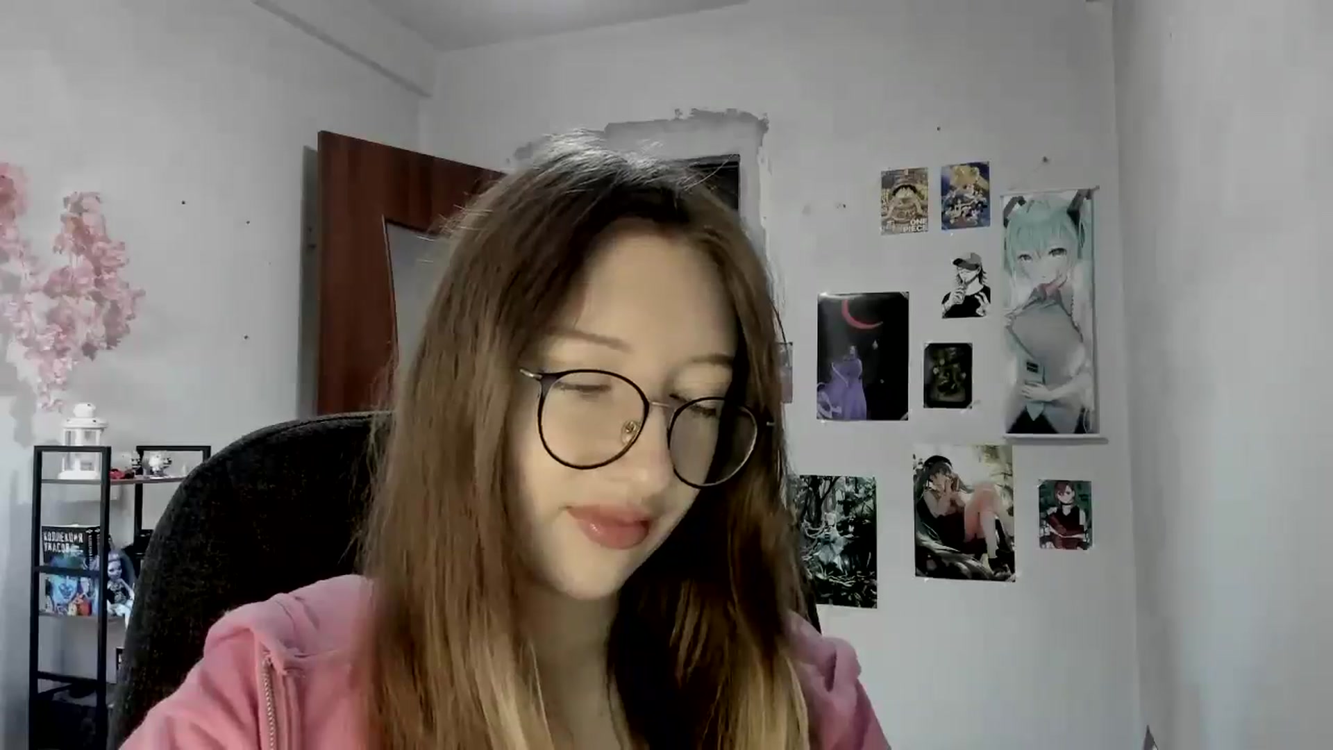 Gallery image thumbnail from CandyyCrushh's myfreecams stream on, 09/13/2025, 13:07 image 15 of 20