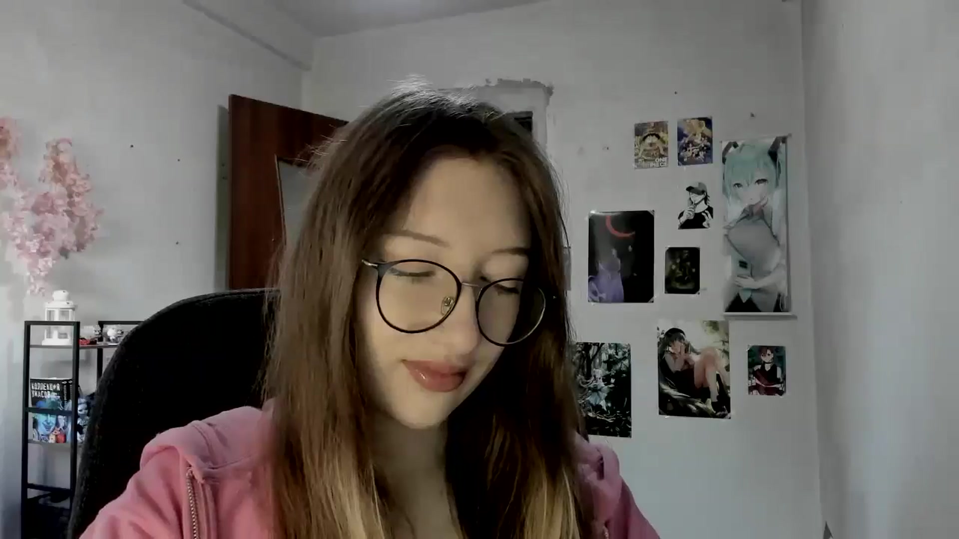 Gallery image thumbnail from CandyyCrushh's myfreecams stream on, 09/13/2025, 13:07 image 6 of 20