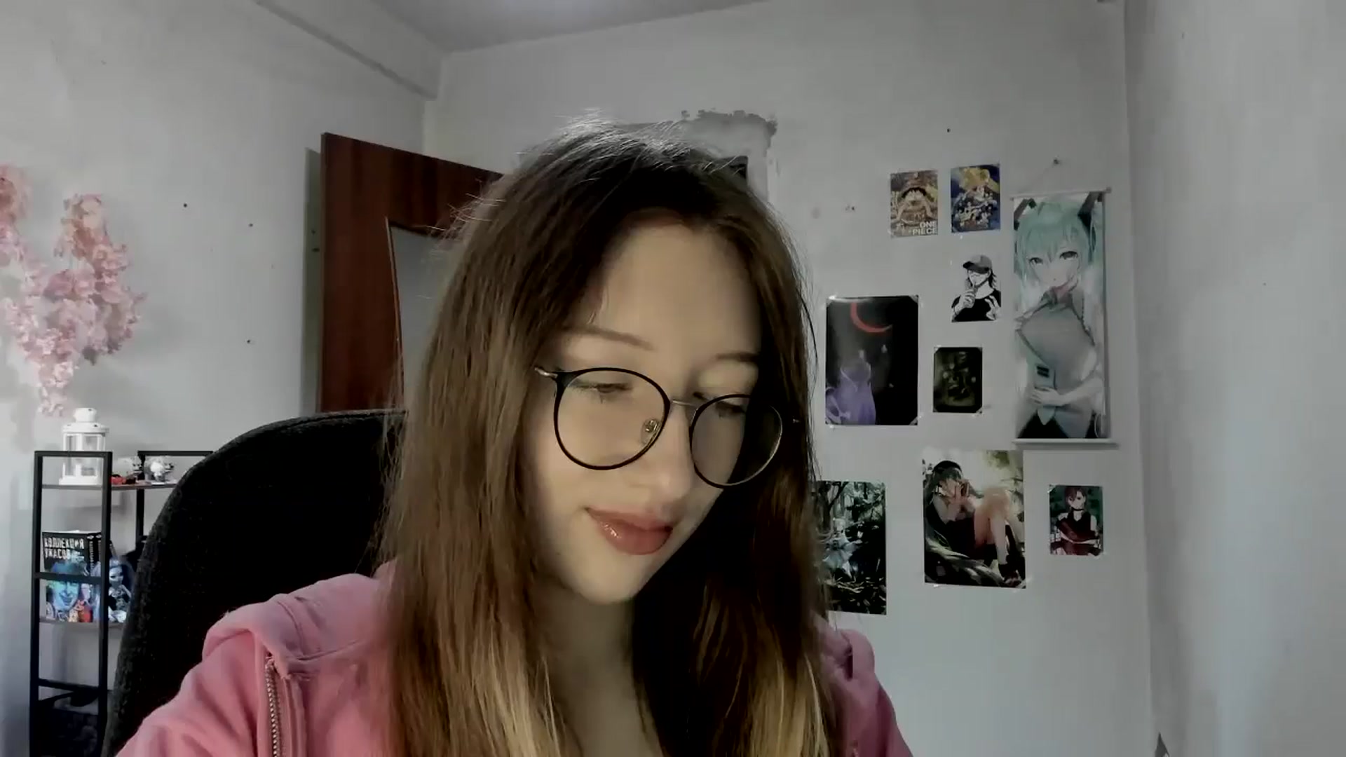 Gallery image thumbnail from CandyyCrushh's myfreecams stream on, 09/13/2025, 13:07 image 4 of 20