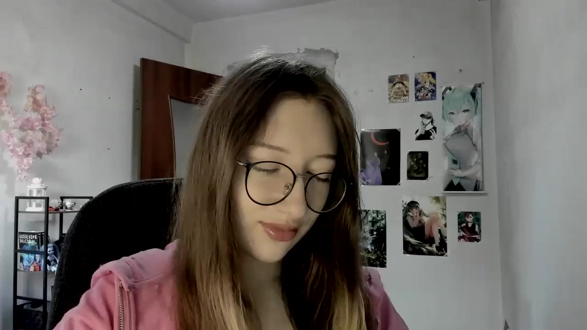Gallery image thumbnail from CandyyCrushh's myfreecams stream on, 09/13/2025, 13:07 image 1 of 20