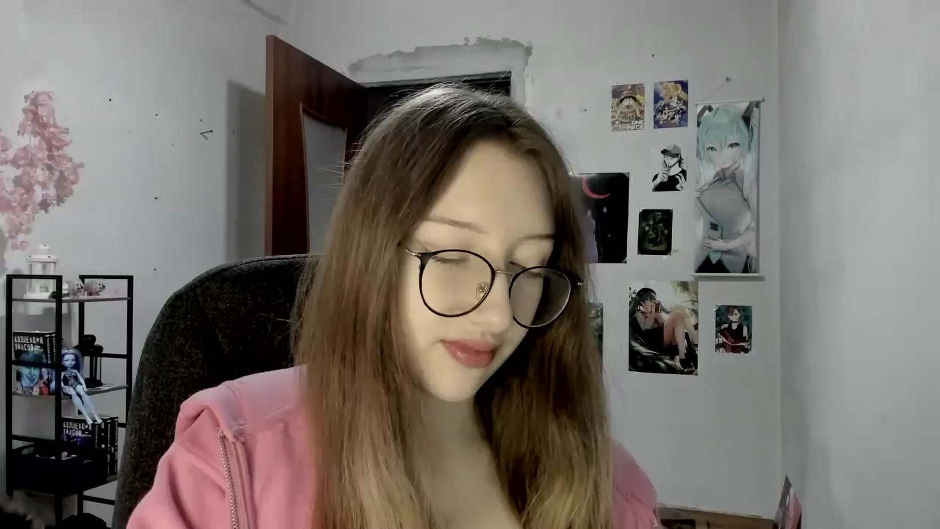 Gallery image thumbnail from CandyyCrushh's myfreecams stream on, 09/29/2025, 14:38 image 19 of 20