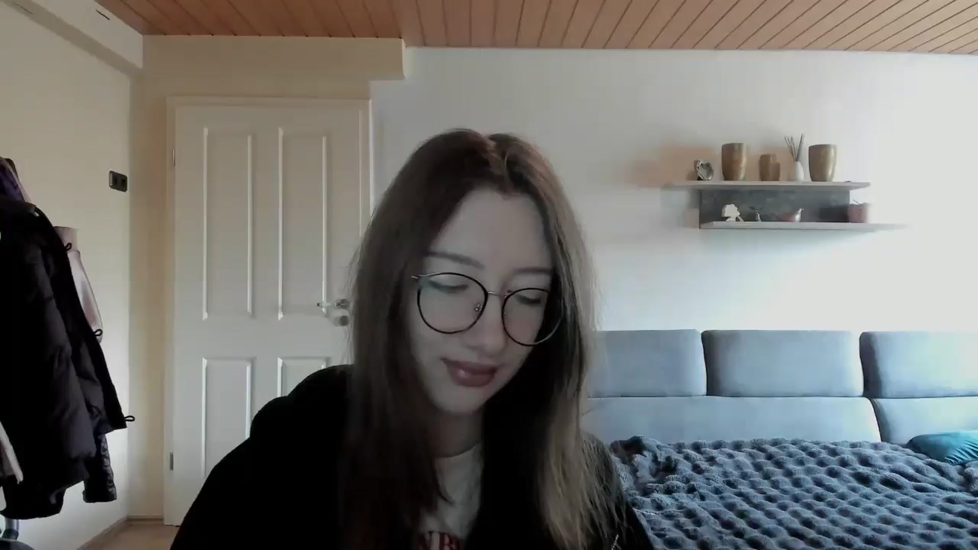Gallery image thumbnail from CandyyCrushh's myfreecams stream on, 04/14/2026, 10:57 image 16 of 20