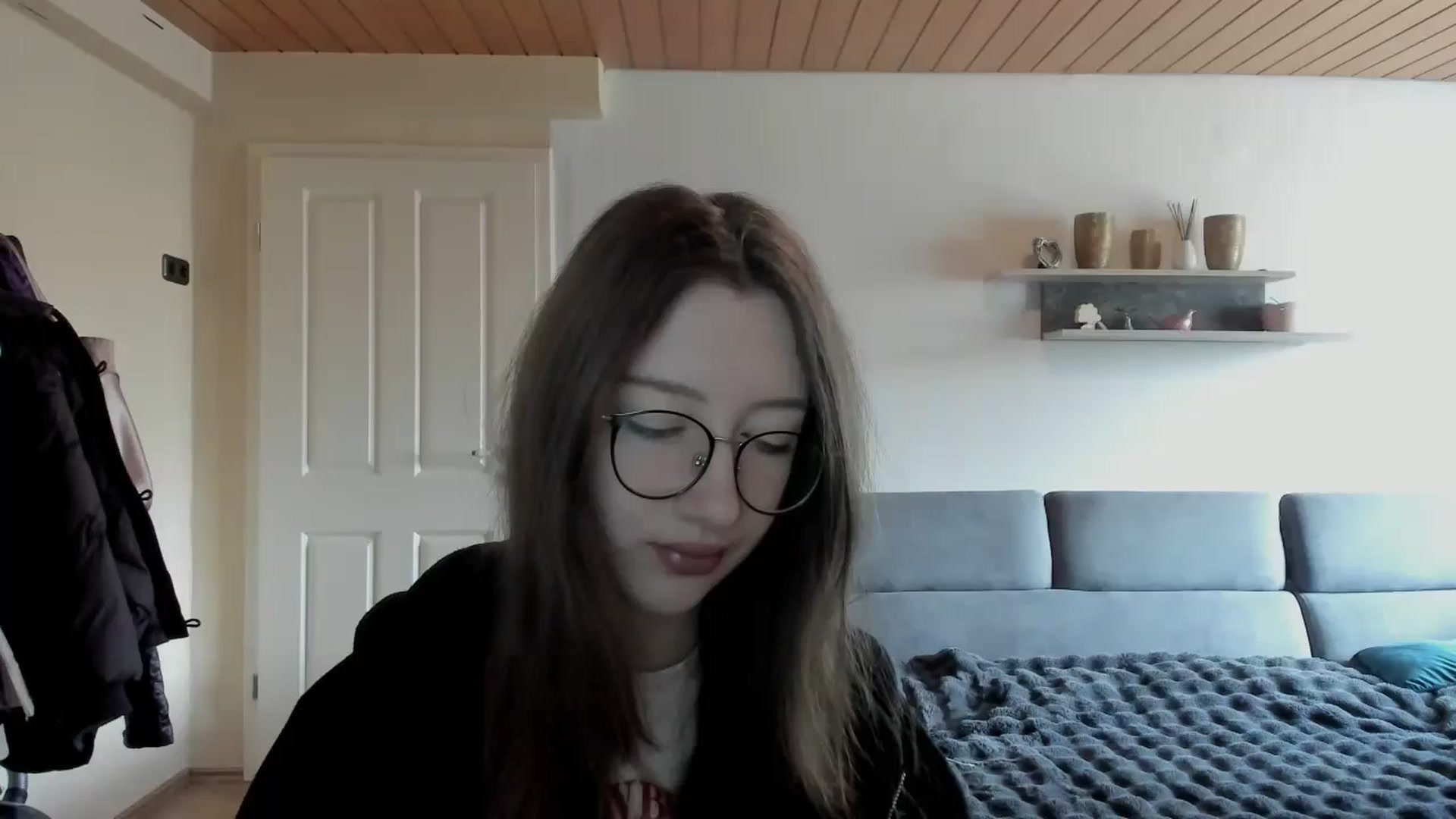 Gallery image thumbnail from CandyyCrushh's myfreecams stream on, 04/14/2026, 10:57 image 14 of 20