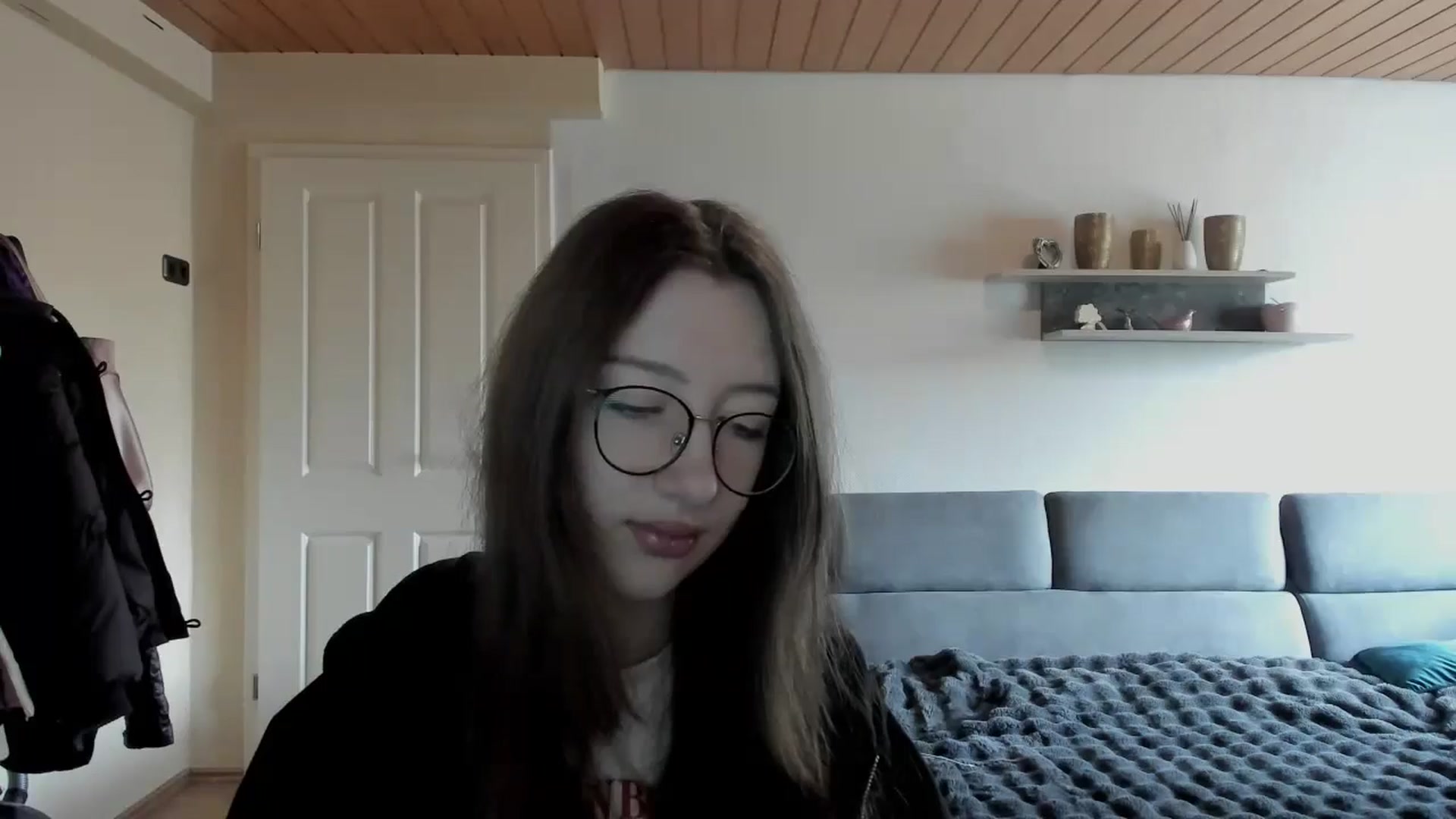 Gallery image thumbnail from CandyyCrushh's myfreecams stream on, 04/14/2026, 10:57 image 19 of 20