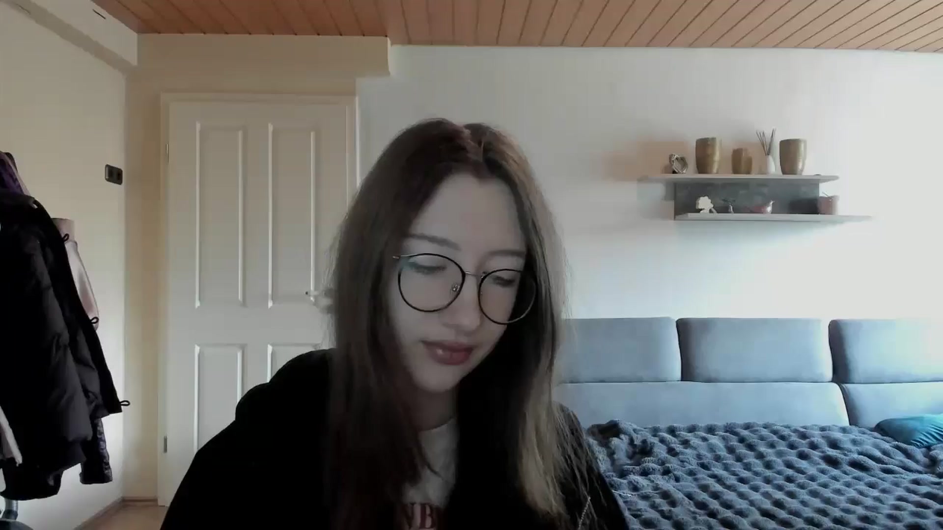 Gallery image thumbnail from CandyyCrushh's myfreecams stream on, 04/14/2026, 10:57 image 7 of 20