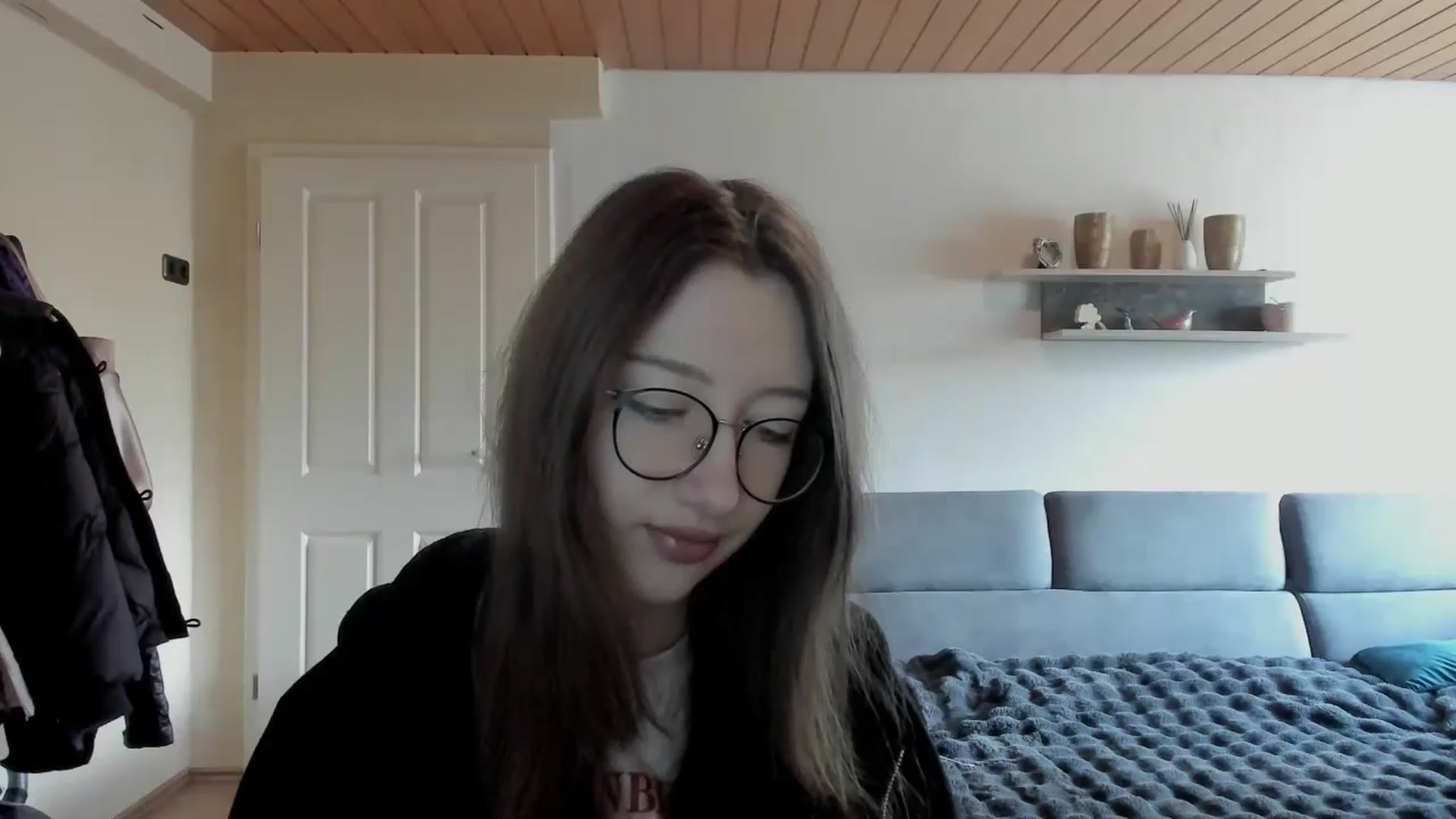 Gallery image thumbnail from CandyyCrushh's myfreecams stream on, 04/14/2026, 10:57 image 3 of 20