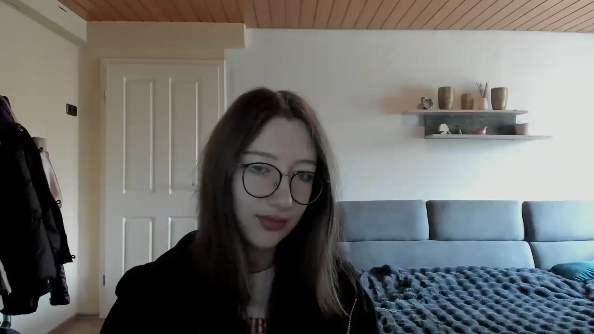 Gallery image thumbnail from CandyyCrushh's myfreecams stream on, 04/14/2026, 11:37 image 4 of 20
