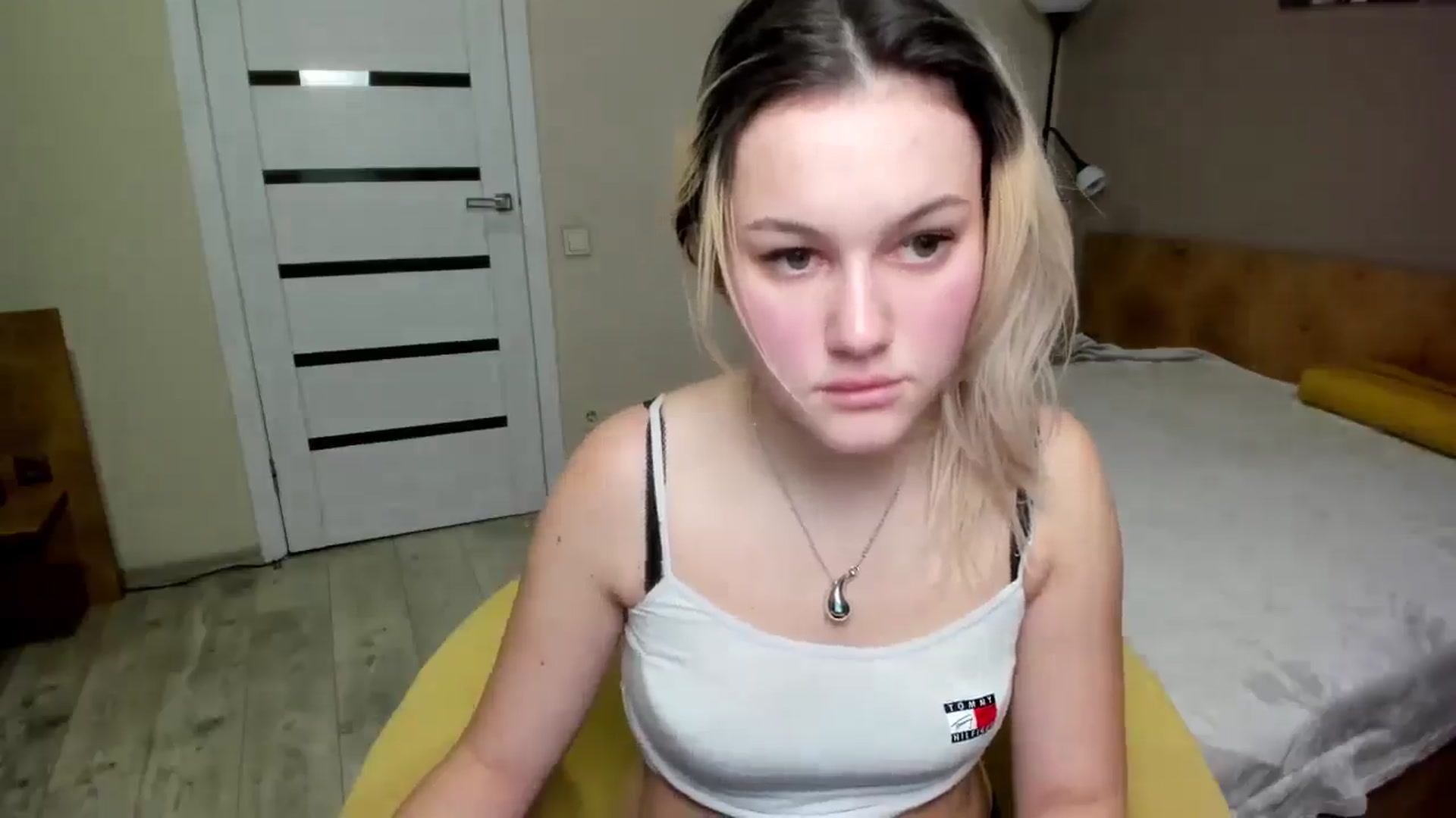 Gallery image thumbnail from CandyyPop's myfreecams stream on, 12/30/2024, 17:49 image 9 of 20