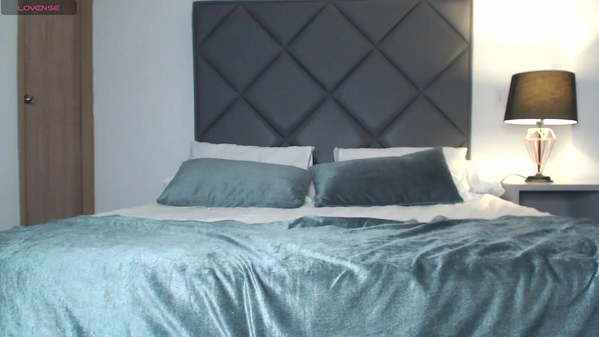 Gallery image thumbnail from Canela___'s myfreecams stream on, 05/06/2024, 23:57 image 9 of 20