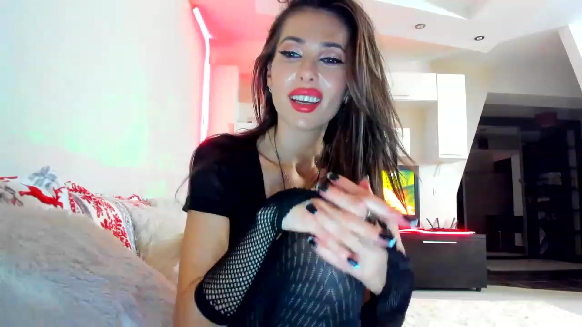 Gallery image thumbnail from CantWait4Snow's myfreecams stream on, 01/21/2023, 24:40 image 5 of 20