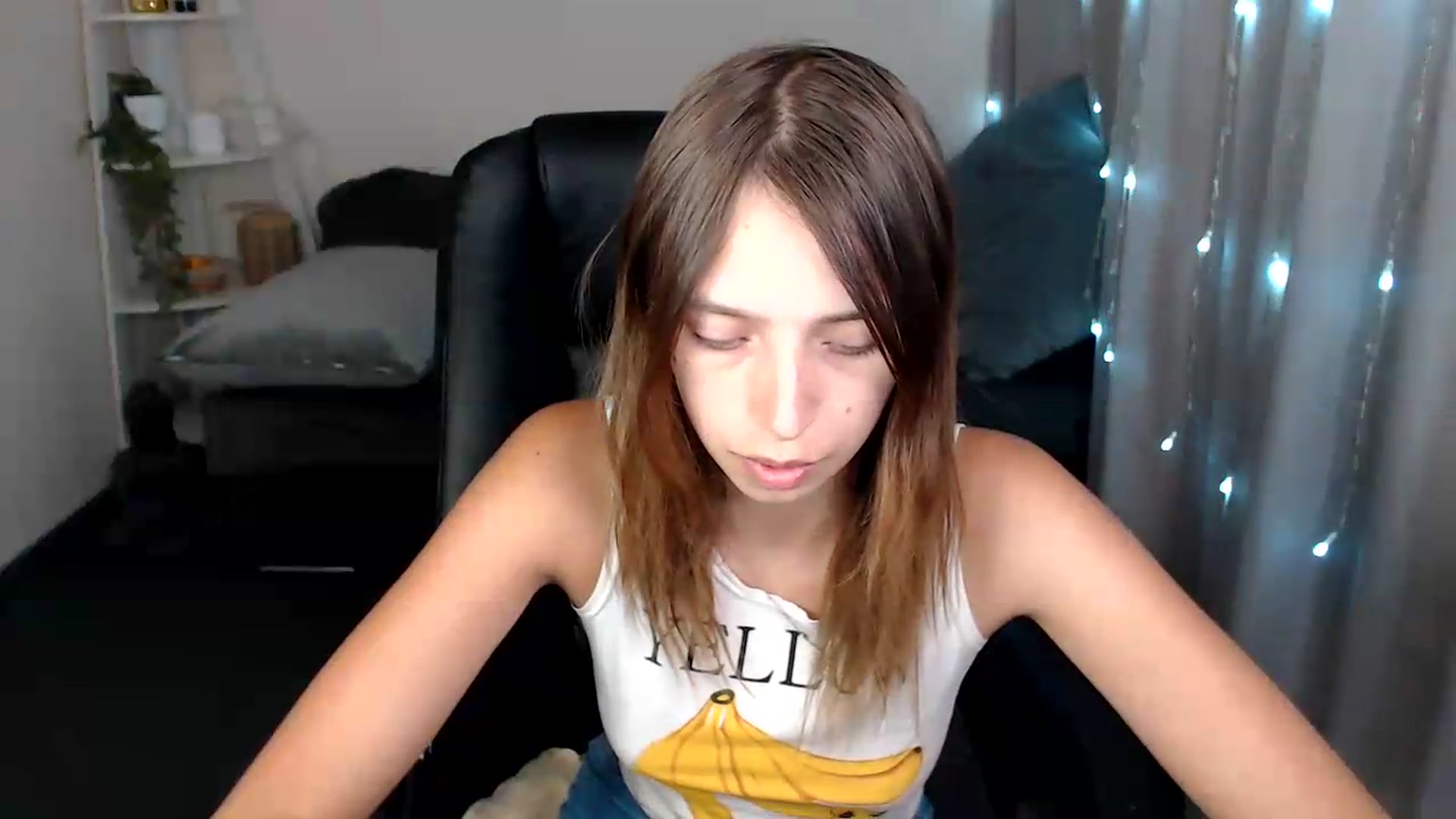 Gallery image thumbnail from CapriceBaby's myfreecams stream on, 06/25/2026, 12:29 image 4 of 20