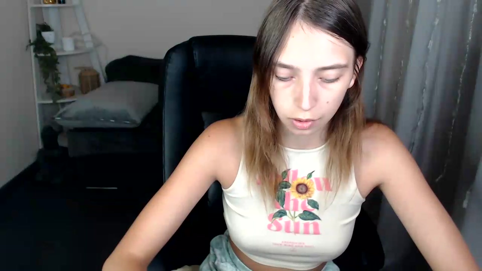 Gallery image thumbnail from CapriceBaby's myfreecams stream on, 06/26/2026, 09:50 image 2 of 20