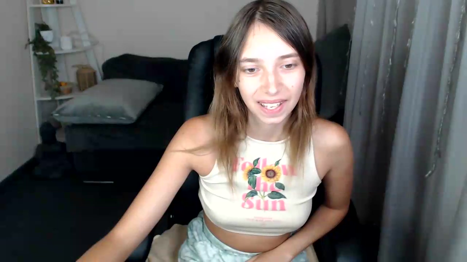 Gallery image thumbnail from CapriceBaby's myfreecams stream on, 06/26/2026, 10:44 image 15 of 20