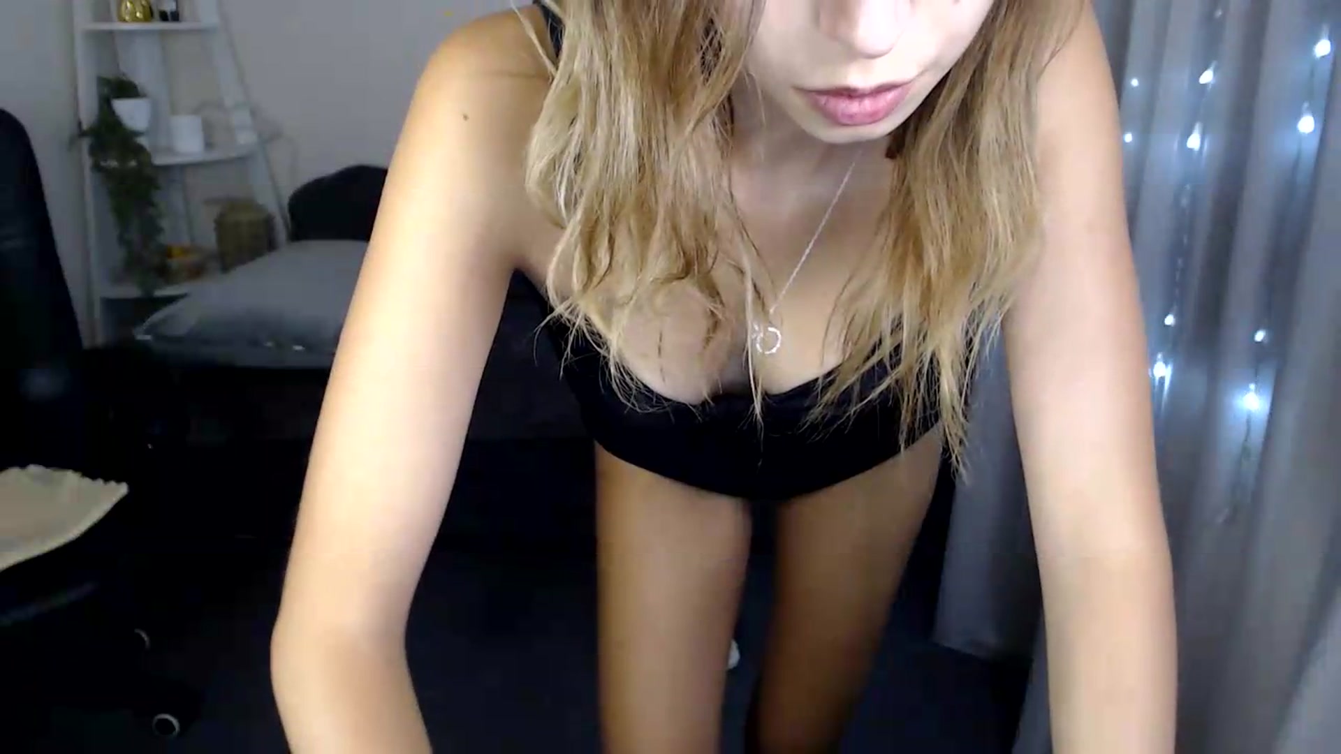 Gallery image thumbnail from CapriceBaby's myfreecams stream on, 07/11/2026, 11:53 image 9 of 20