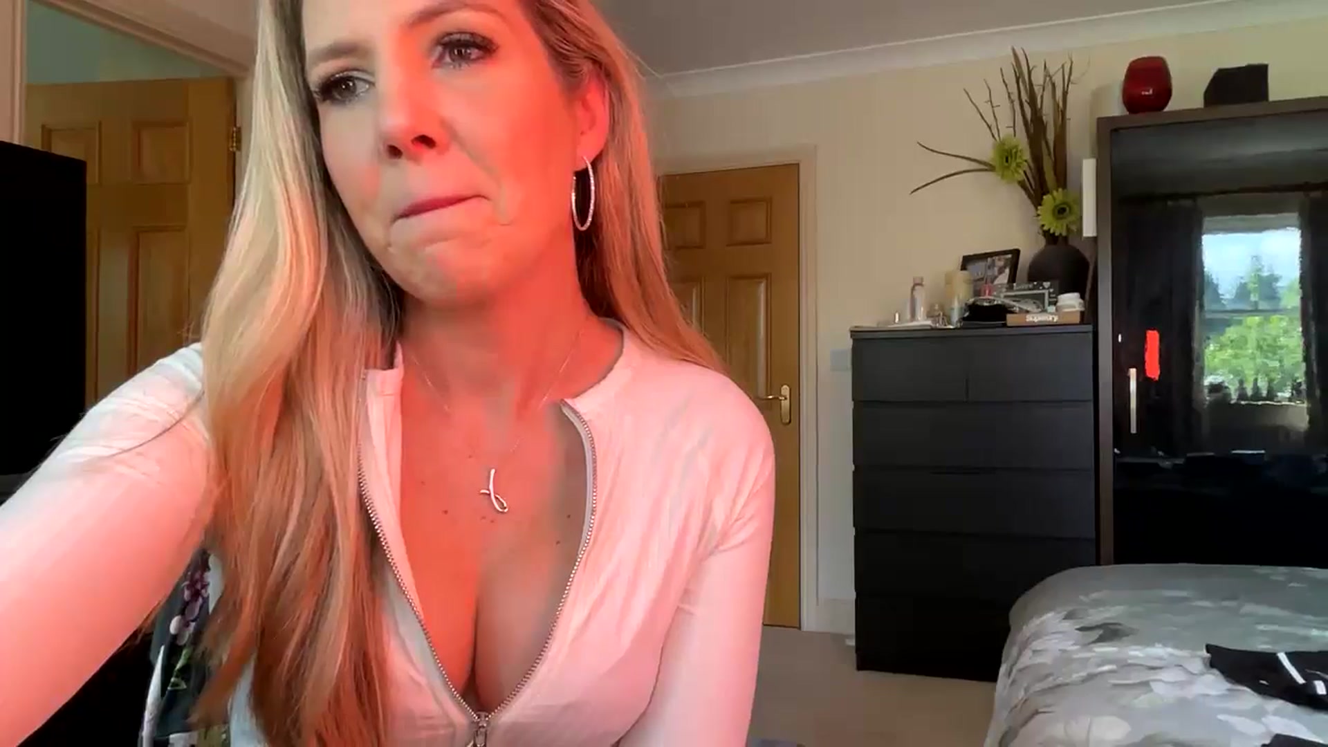 Gallery image thumbnail from Capricecoxx's myfreecams stream on, 05/09/2024, 13:45 image 6 of 20