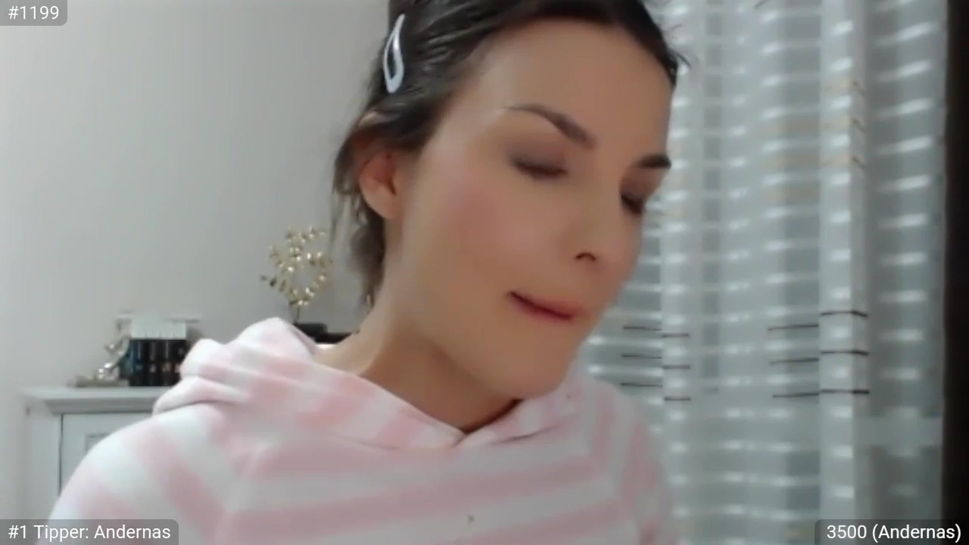 Gallery image thumbnail from CaramelFudge's myfreecams stream on, 03/26/2023, 24:34 image 15 of 20