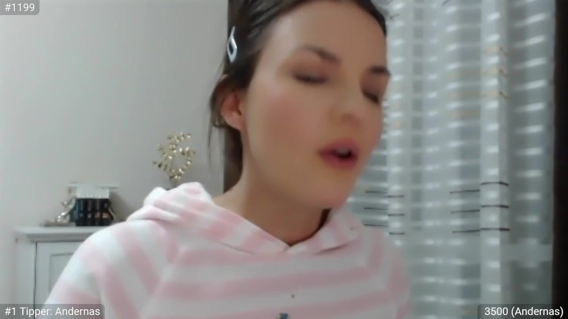 Gallery image thumbnail from CaramelFudge's myfreecams stream on, 03/26/2023, 24:34 image 20 of 20