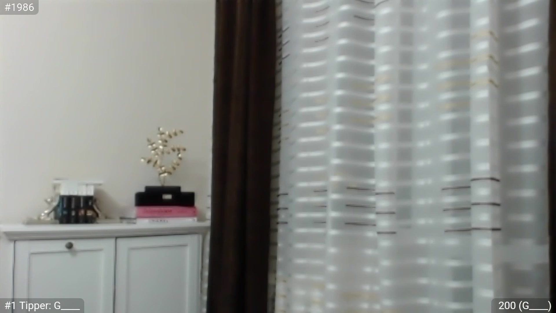 Gallery image thumbnail from CaramelFudge's myfreecams stream on, 04/01/2023, 19:29 image 19 of 20