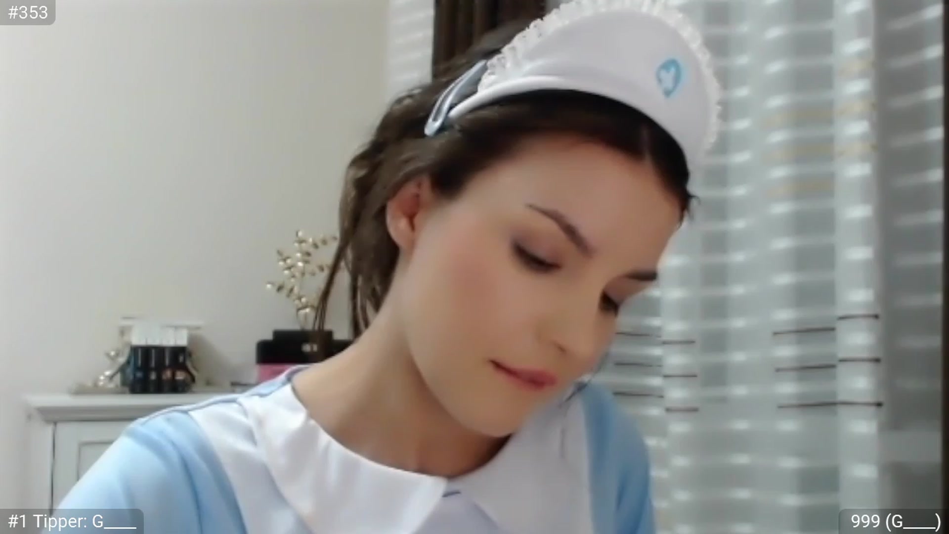 Gallery image thumbnail from CaramelFudge's myfreecams stream on, 04/01/2023, 20:37 image 11 of 20
