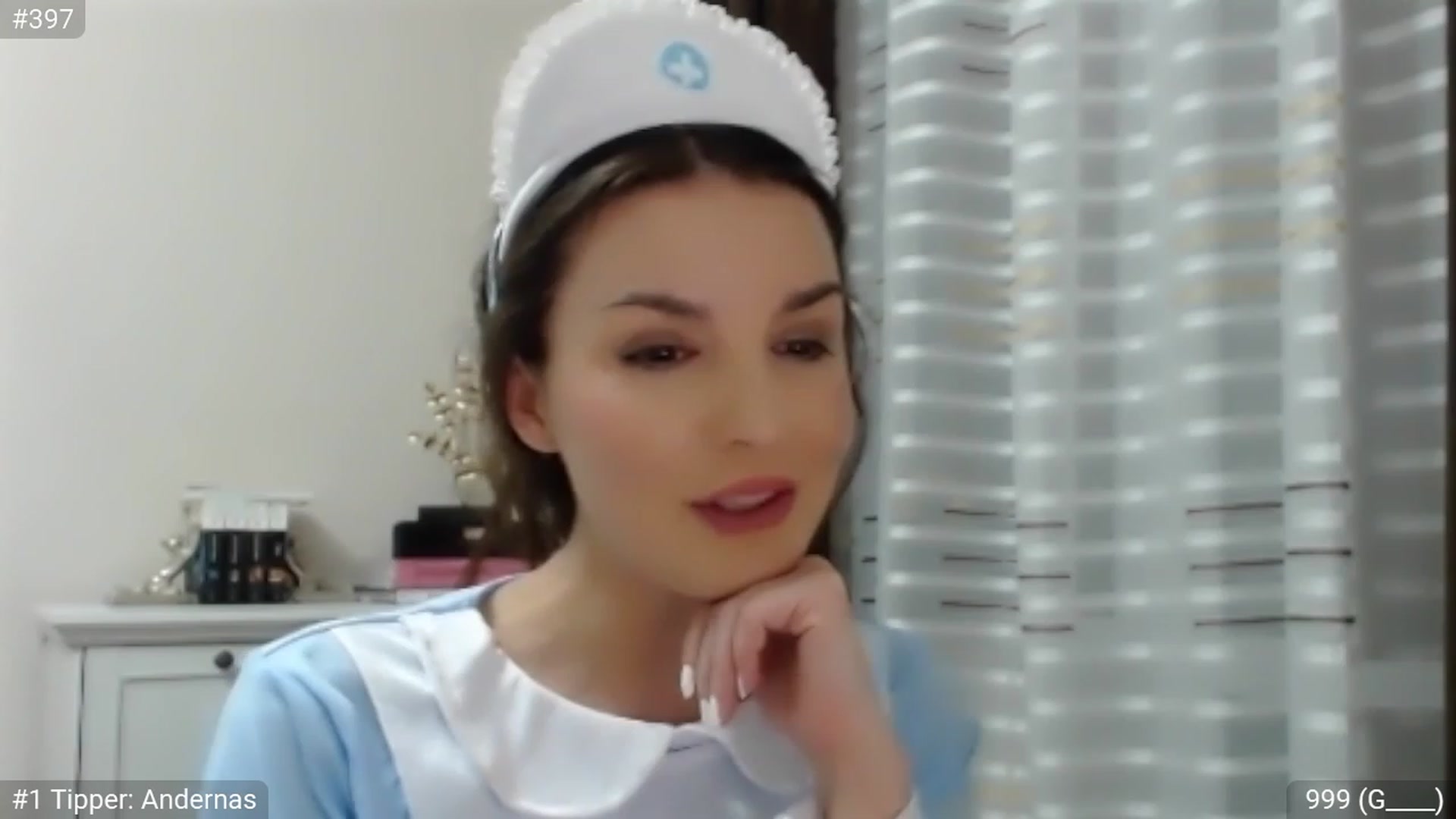 Gallery image thumbnail from CaramelFudge's myfreecams stream on, 04/01/2023, 20:37 image 9 of 20
