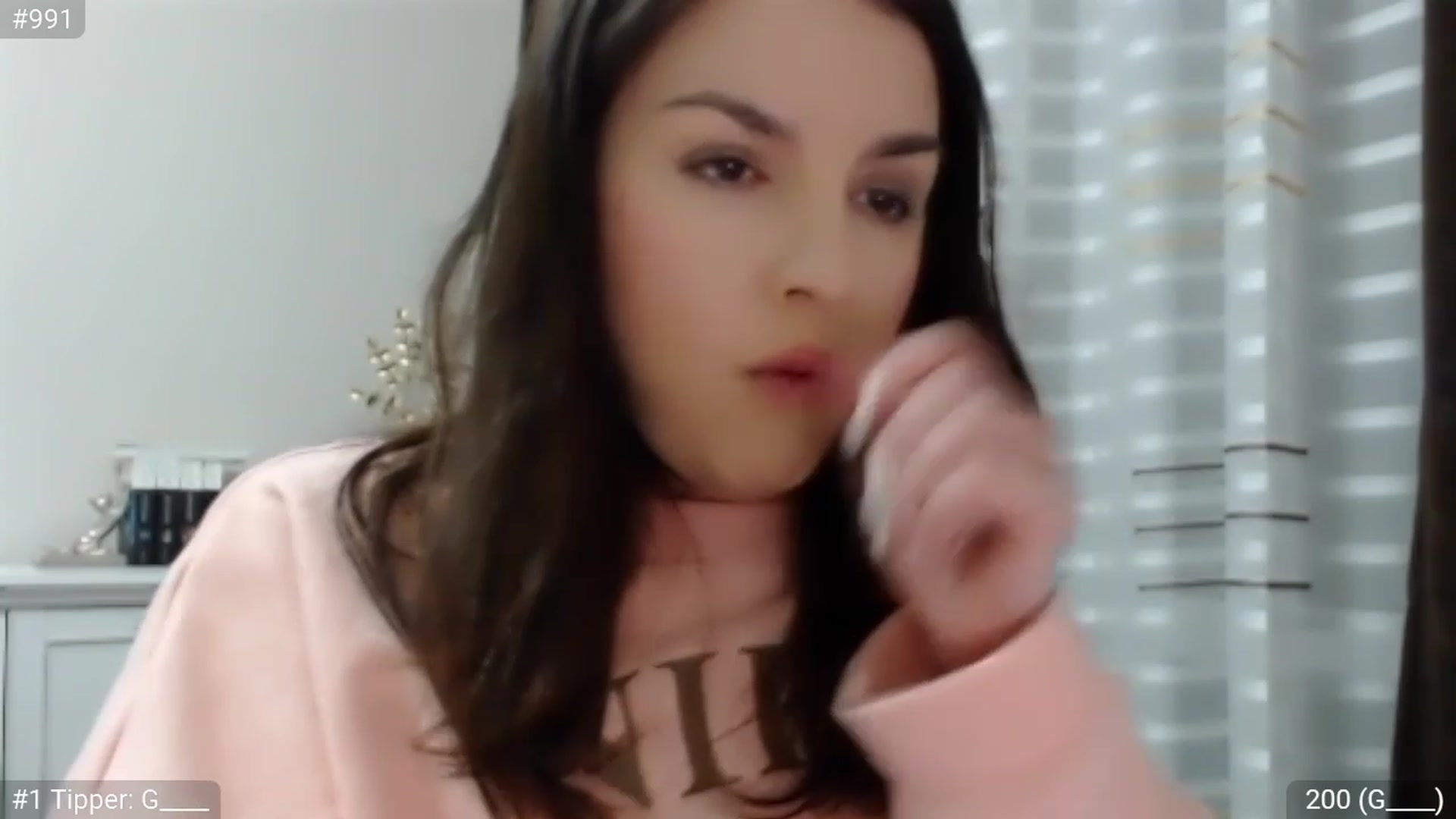 Gallery image thumbnail from CaramelFudge's myfreecams stream on, 04/07/2023, 21:58 image 12 of 20