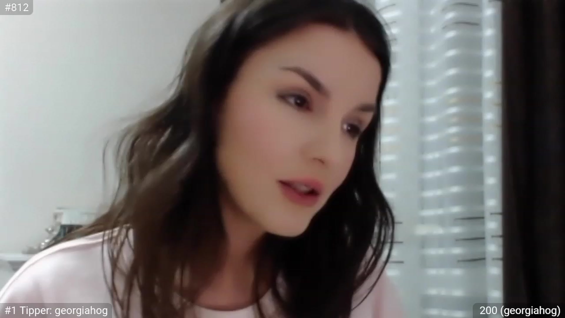 Gallery image thumbnail from CaramelFudge's myfreecams stream on, 04/16/2023, 20:31 image 2 of 20