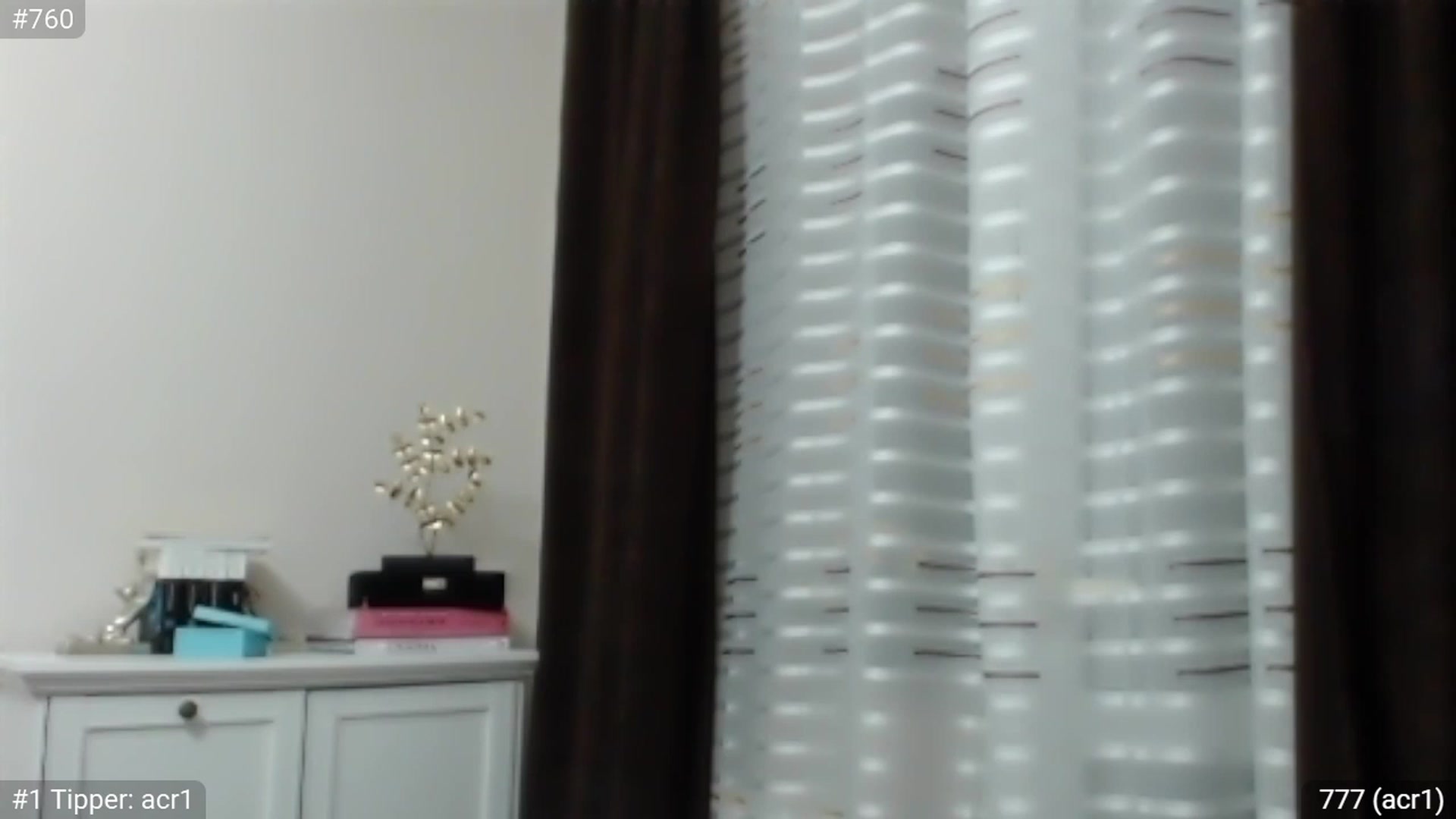 Gallery image thumbnail from CaramelFudge's myfreecams stream on, 04/16/2023, 20:31 image 19 of 20