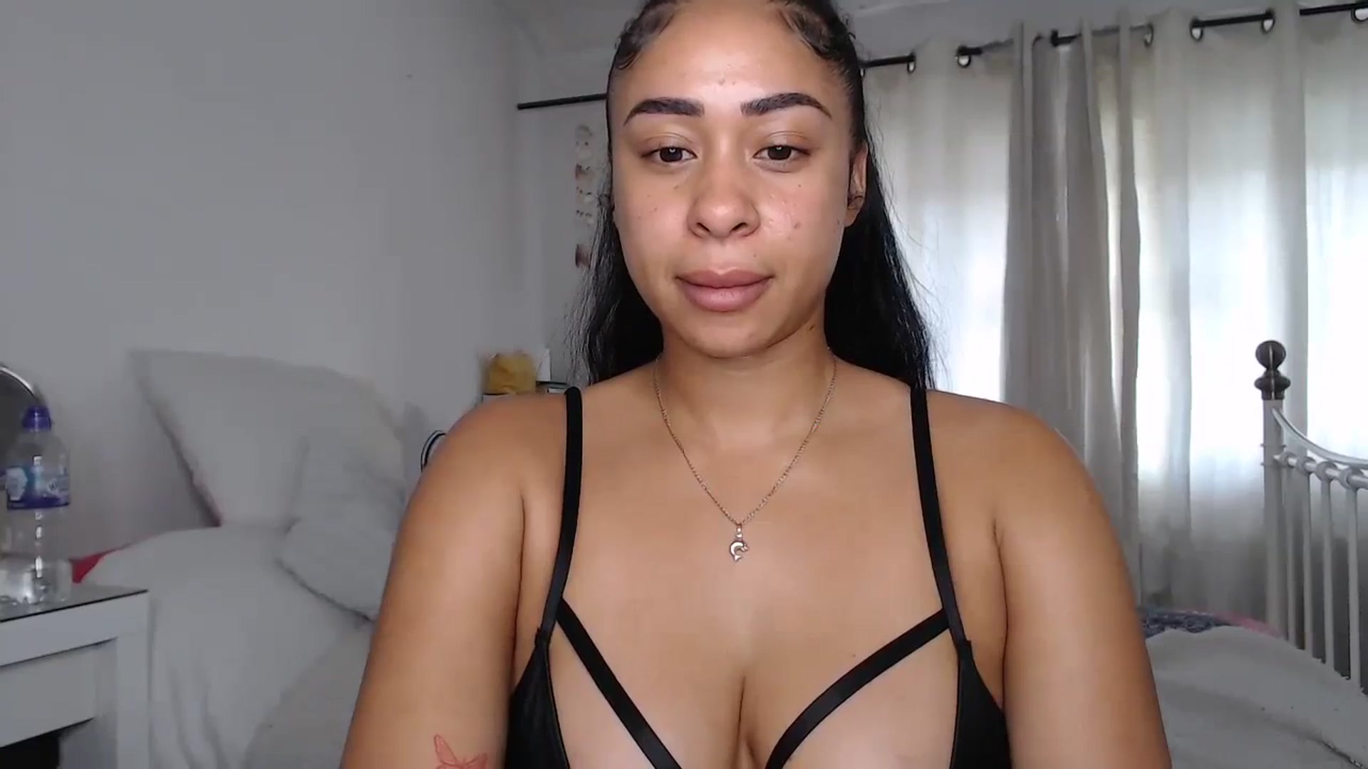 Gallery image thumbnail from Caramel_uk's myfreecams stream on, 08/20/2023, 10:15 image 20 of 20