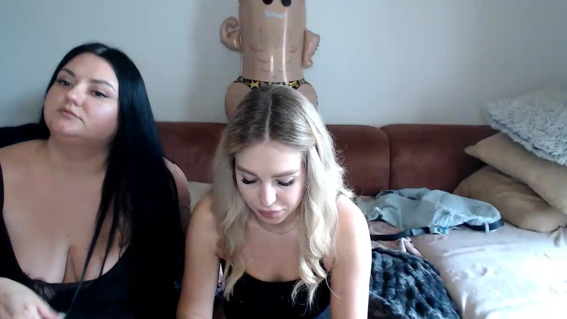 Gallery image thumbnail from Caramelkaa's myfreecams stream on, 04/25/2024, 09:52 image 20 of 20